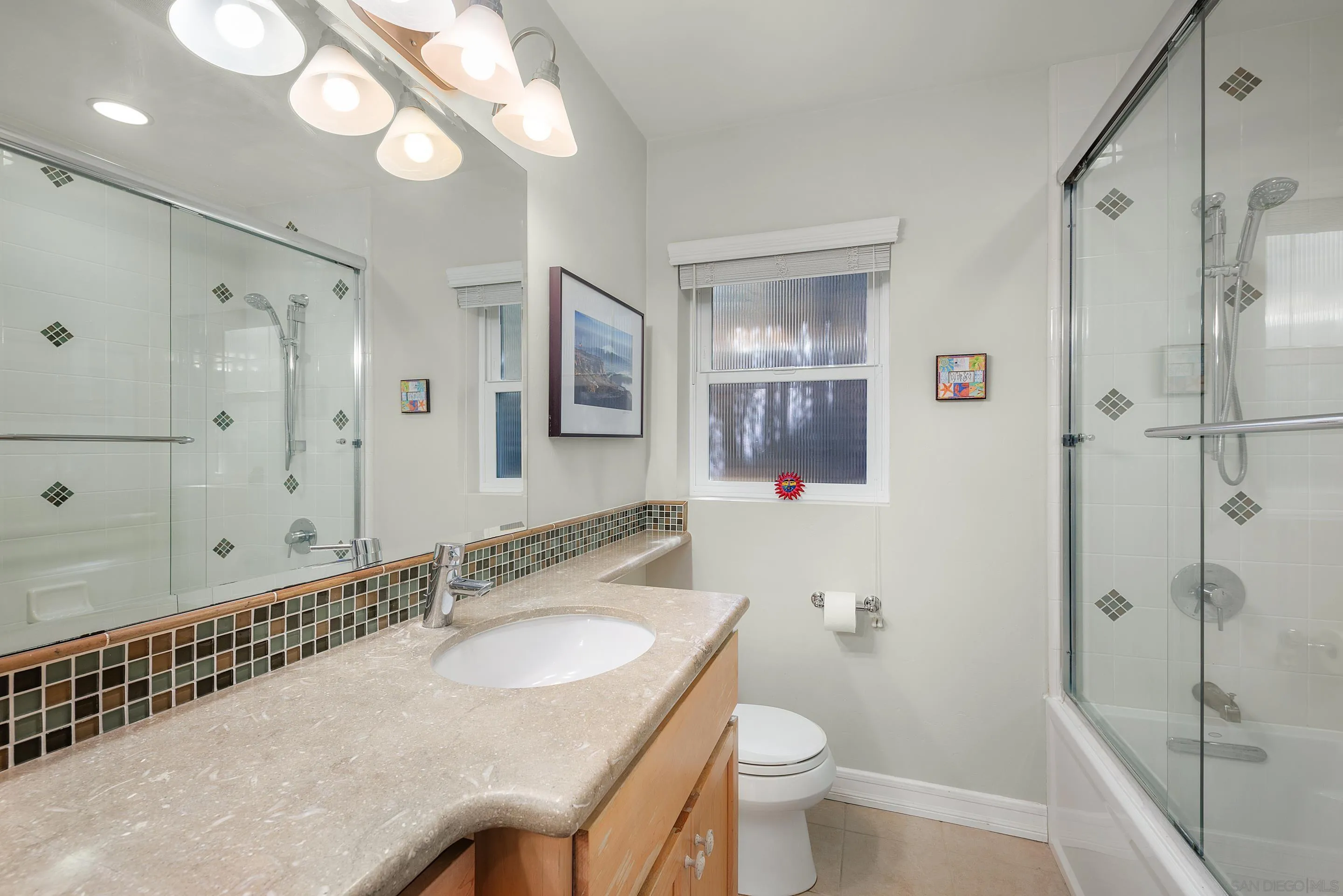 San Diego, California 92109, United States, 4 Bedrooms Bedrooms, ,3 BathroomsBathrooms,Residential,Pending,118568