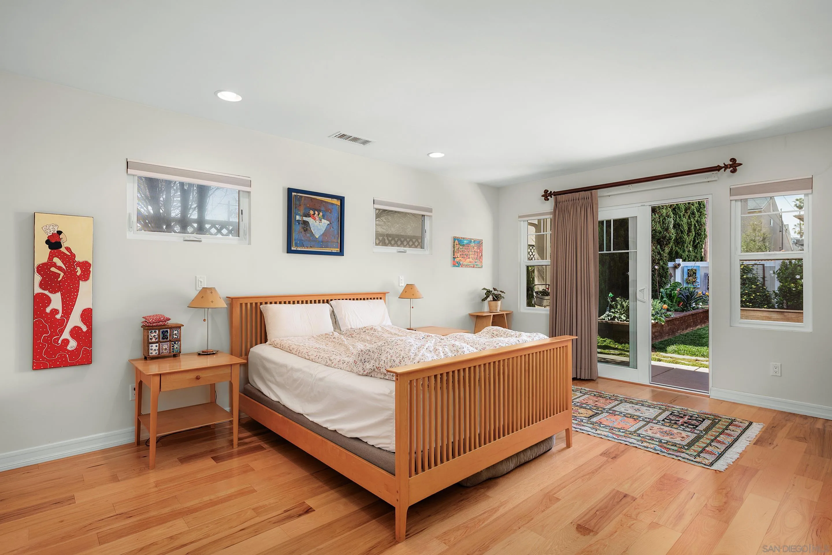 San Diego, California 92109, United States, 4 Bedrooms Bedrooms, ,3 BathroomsBathrooms,Residential,Pending,118568