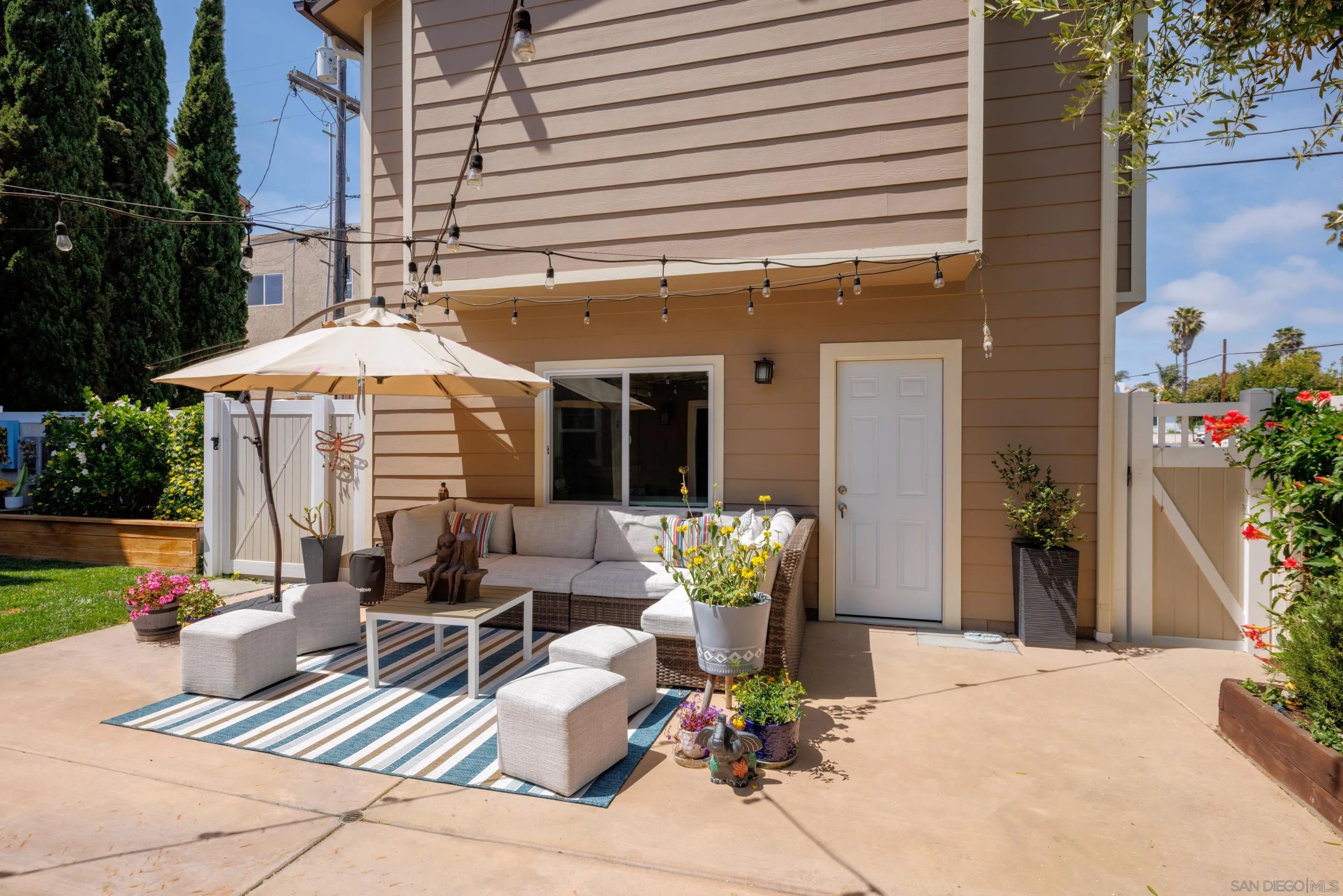 San Diego, California 92109, United States, 4 Bedrooms Bedrooms, ,3 BathroomsBathrooms,Residential,Pending,118568