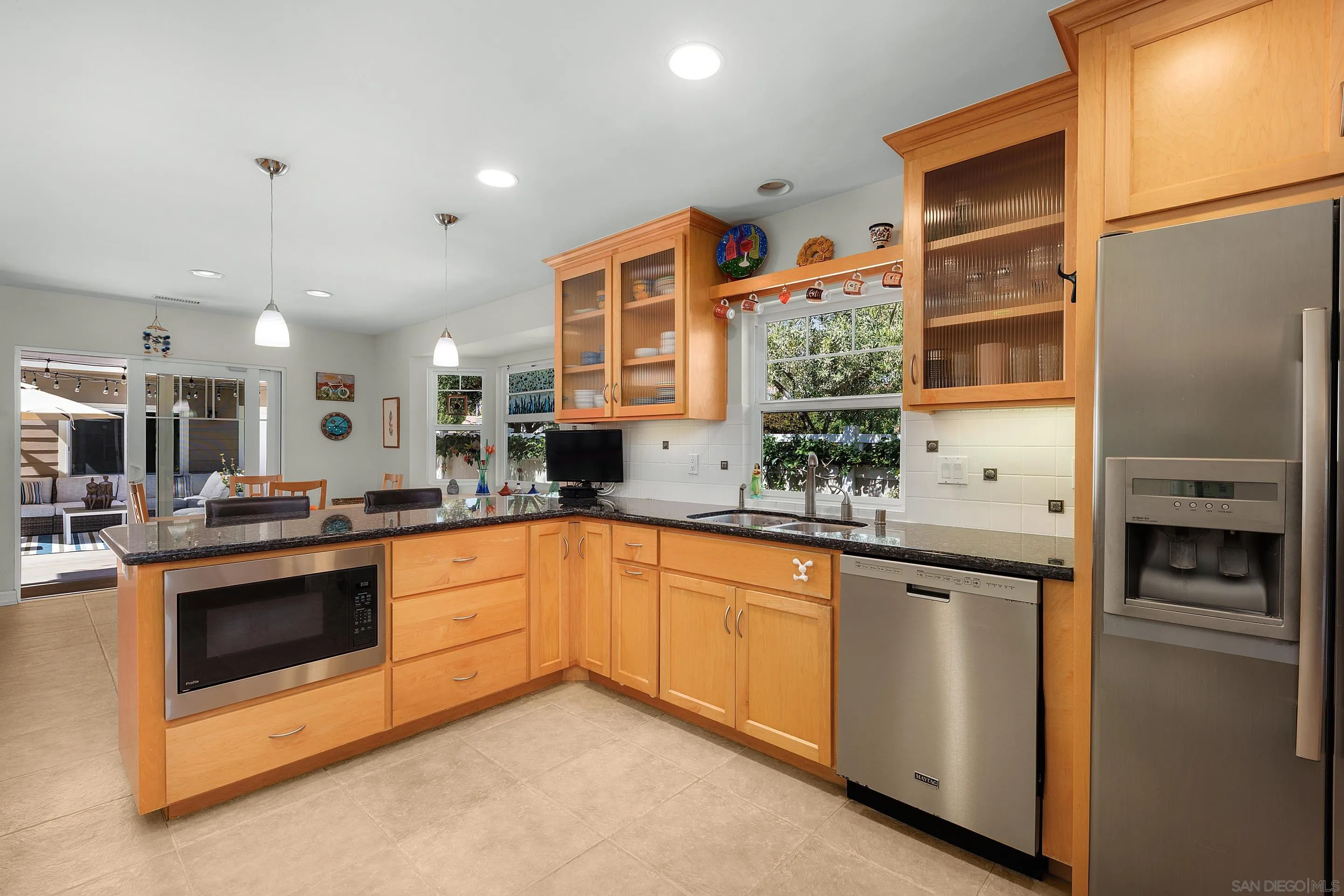 San Diego, California 92109, United States, 4 Bedrooms Bedrooms, ,3 BathroomsBathrooms,Residential,Pending,118568