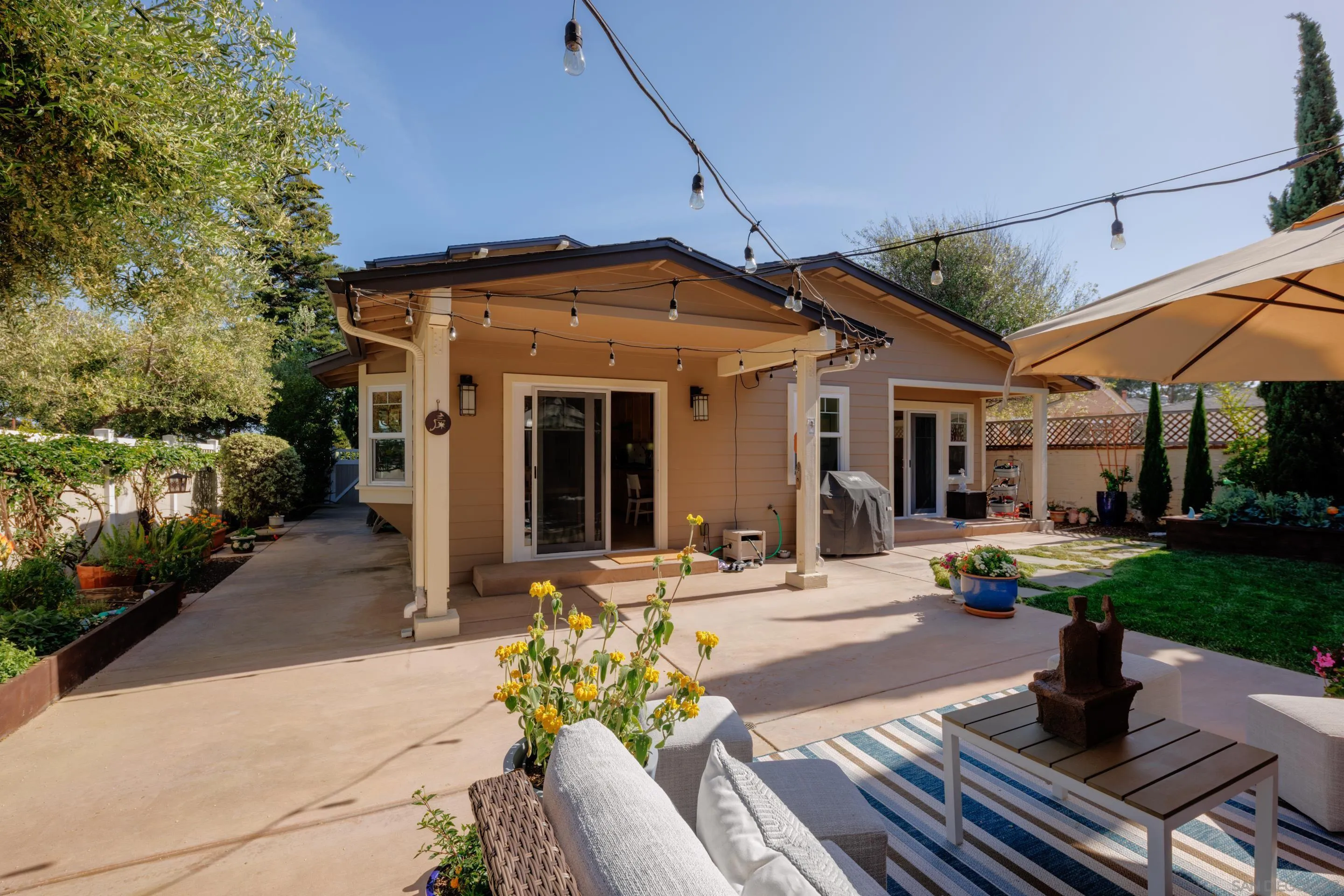 San Diego, California 92109, United States, 4 Bedrooms Bedrooms, ,3 BathroomsBathrooms,Residential,Pending,118568