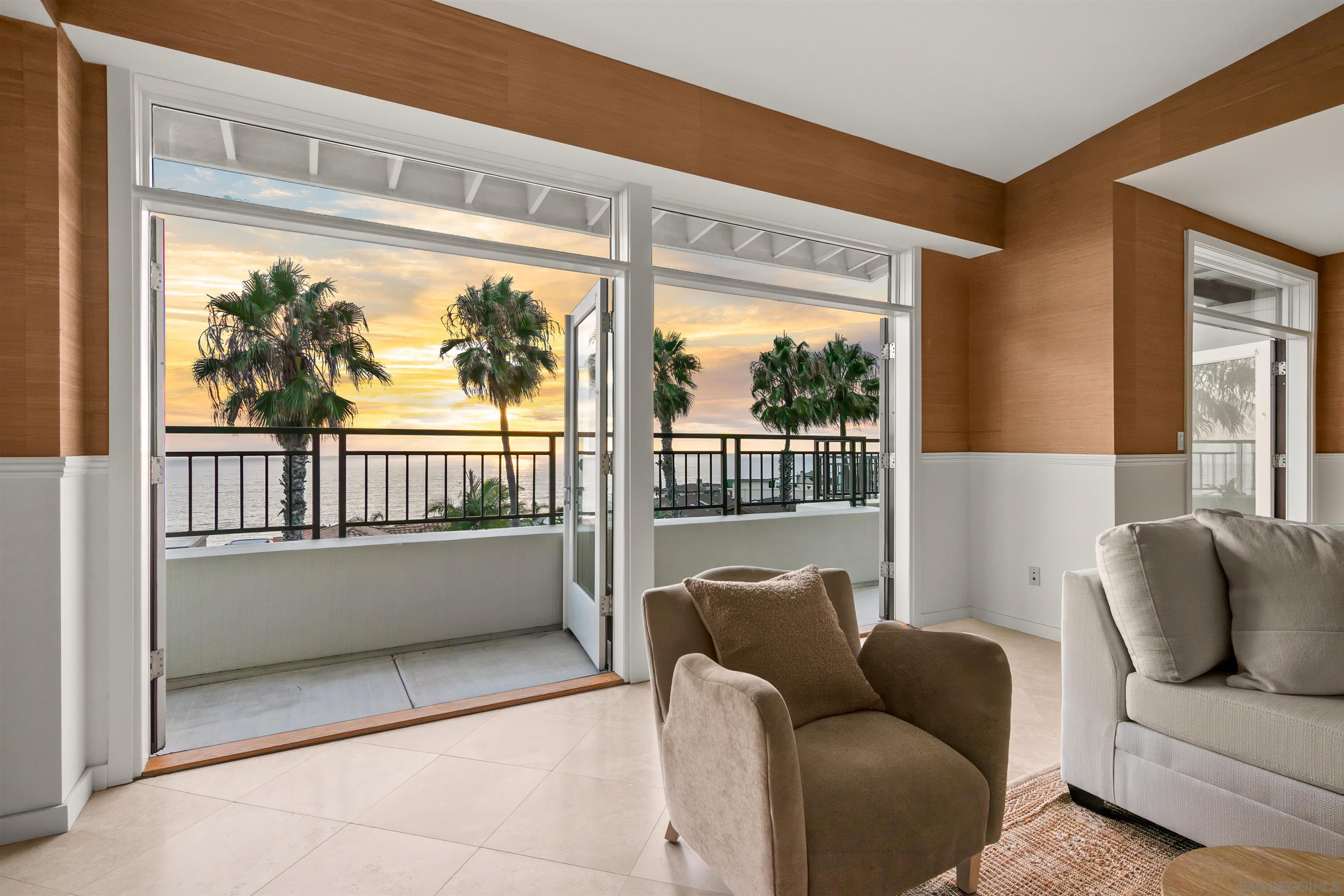 5430 La Jolla Boulevard C302