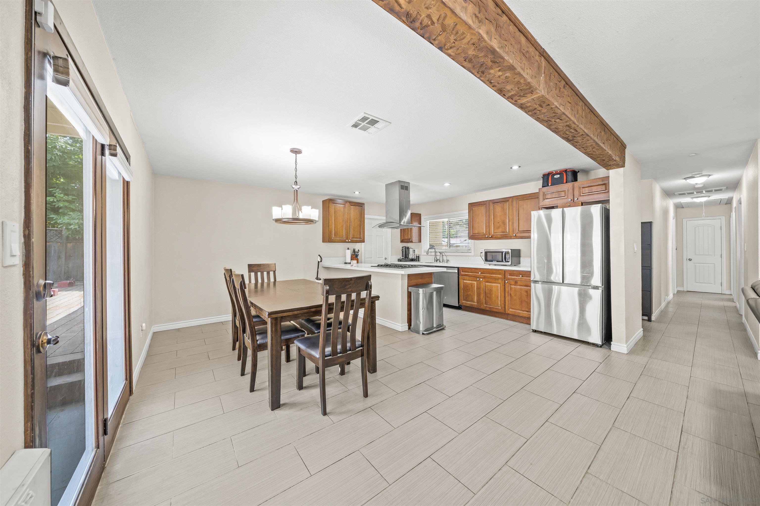 1434 San Altos Pl
