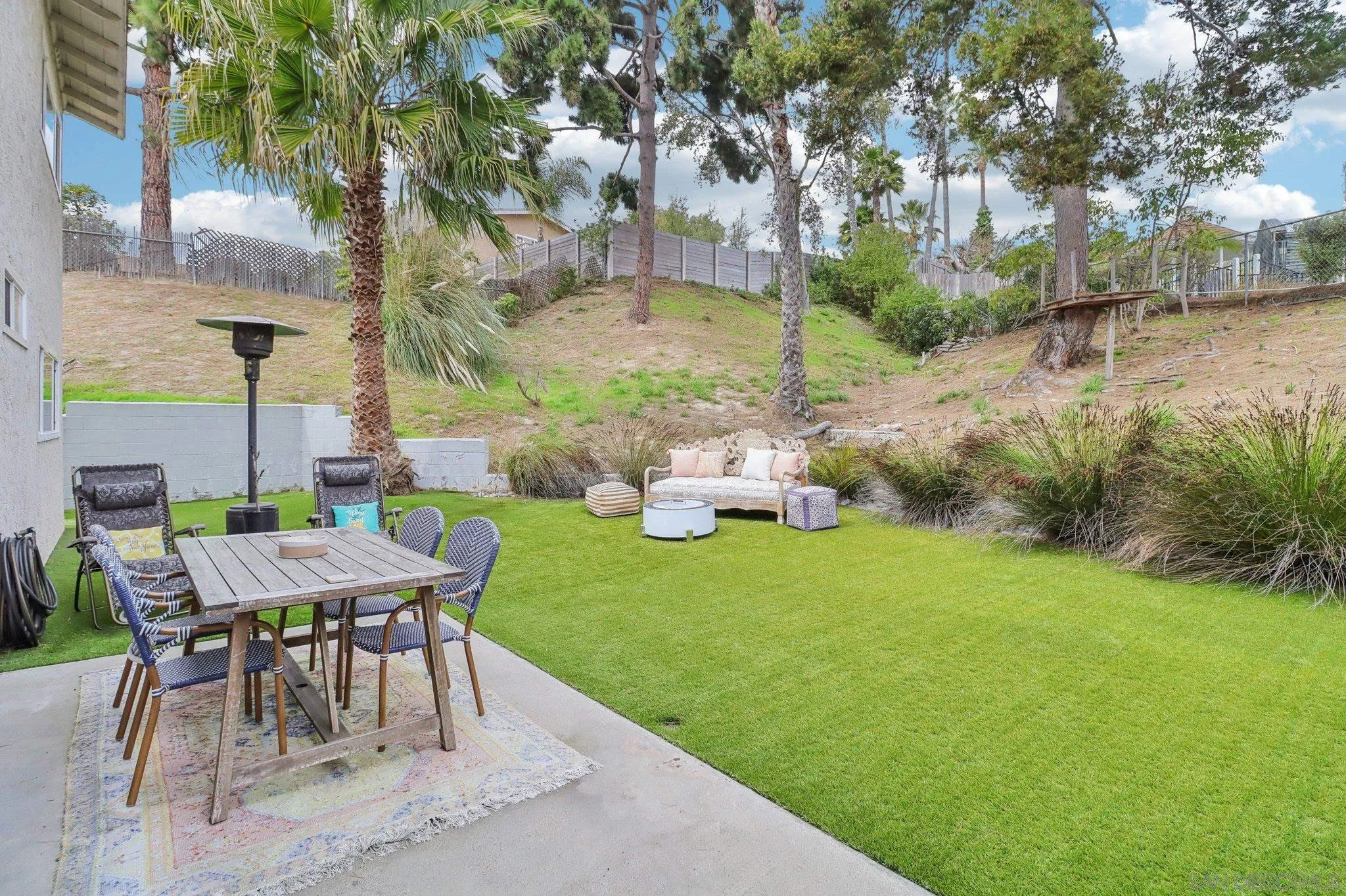 Carlsbad, California 92008, United States, 4 Bedrooms Bedrooms, ,3 BathroomsBathrooms,Residential,Active,83243