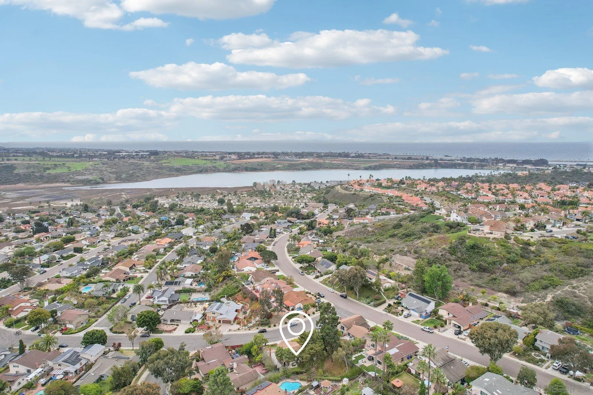 Carlsbad, California 92008, United States, 4 Bedrooms Bedrooms, ,3 BathroomsBathrooms,Residential,Active,83243