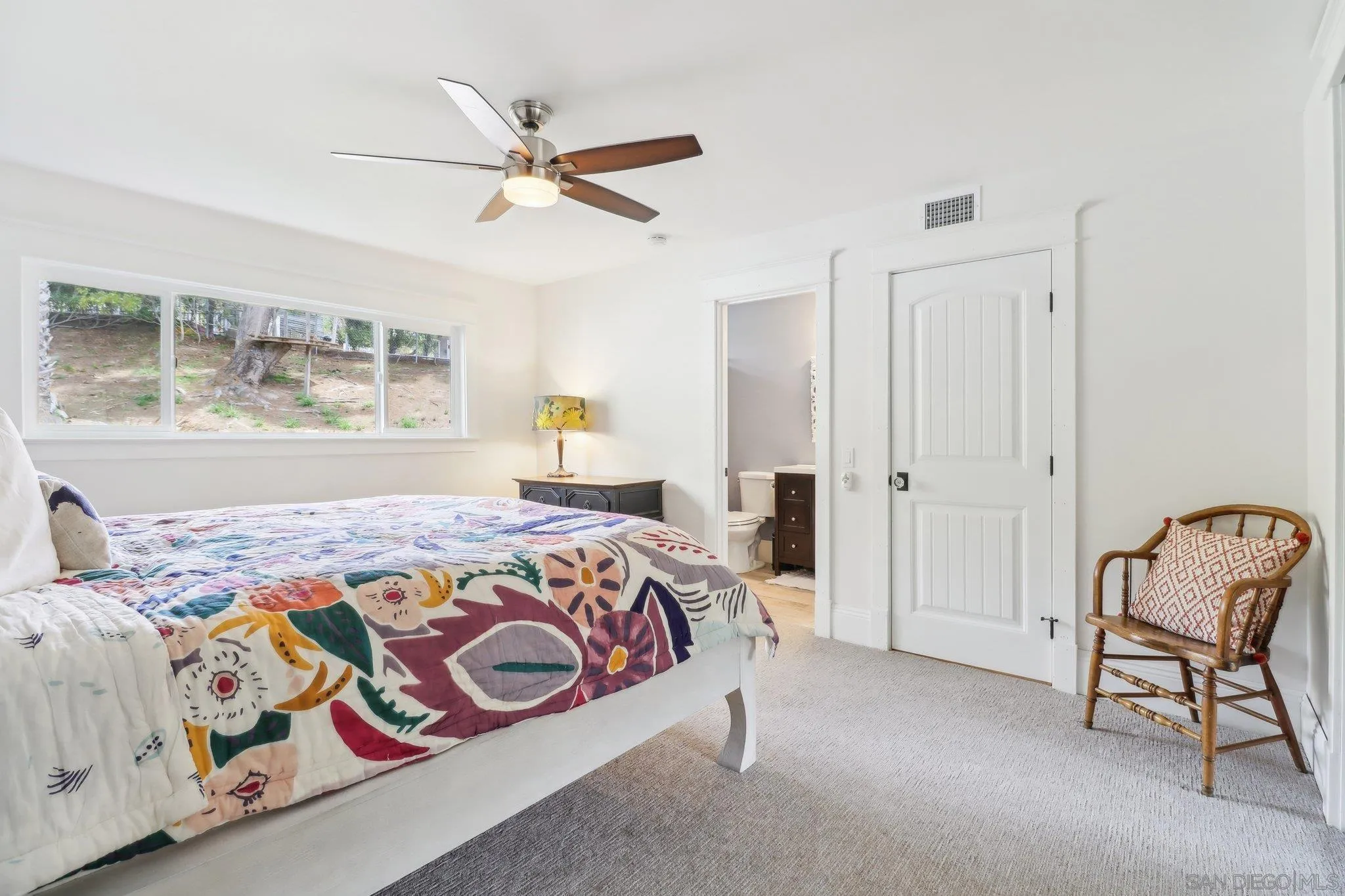 Carlsbad, California 92008, United States, 4 Bedrooms Bedrooms, ,3 BathroomsBathrooms,Residential,Active,83243