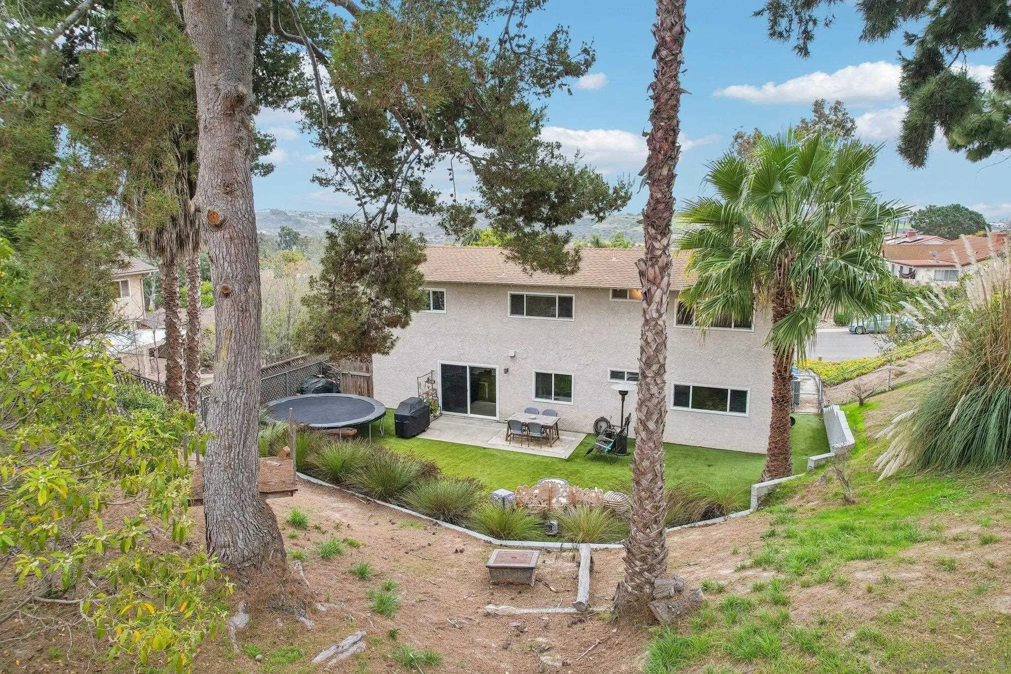 Carlsbad, California 92008, United States, 4 Bedrooms Bedrooms, ,3 BathroomsBathrooms,Residential,Active,83243