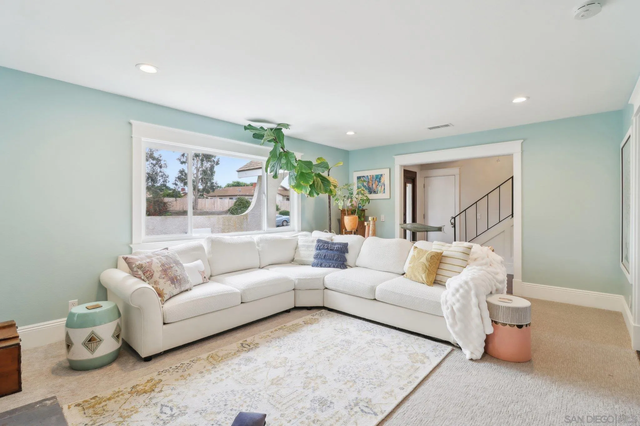 Carlsbad, California 92008, United States, 4 Bedrooms Bedrooms, ,3 BathroomsBathrooms,Residential,Active,83243