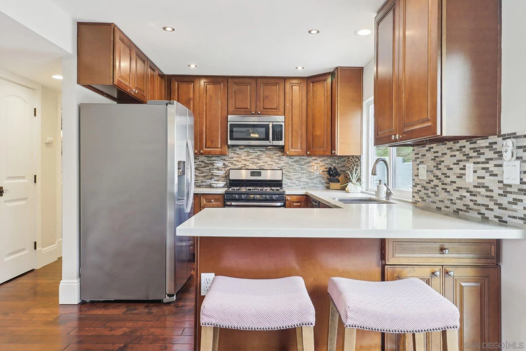 Carlsbad, California 92008, United States, 4 Bedrooms Bedrooms, ,3 BathroomsBathrooms,Residential,Active,83243