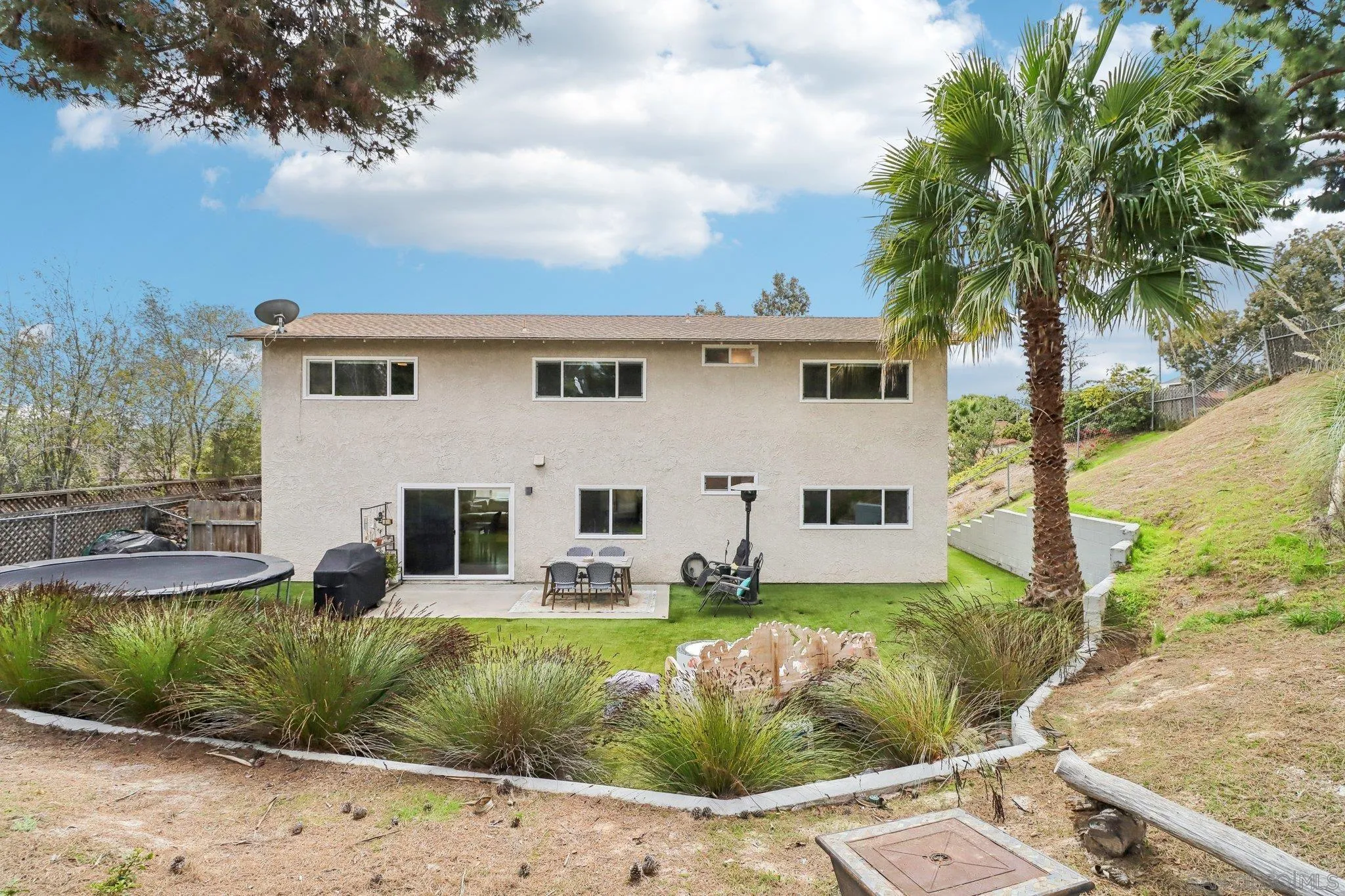 Carlsbad, California 92008, United States, 4 Bedrooms Bedrooms, ,3 BathroomsBathrooms,Residential,Active,83243