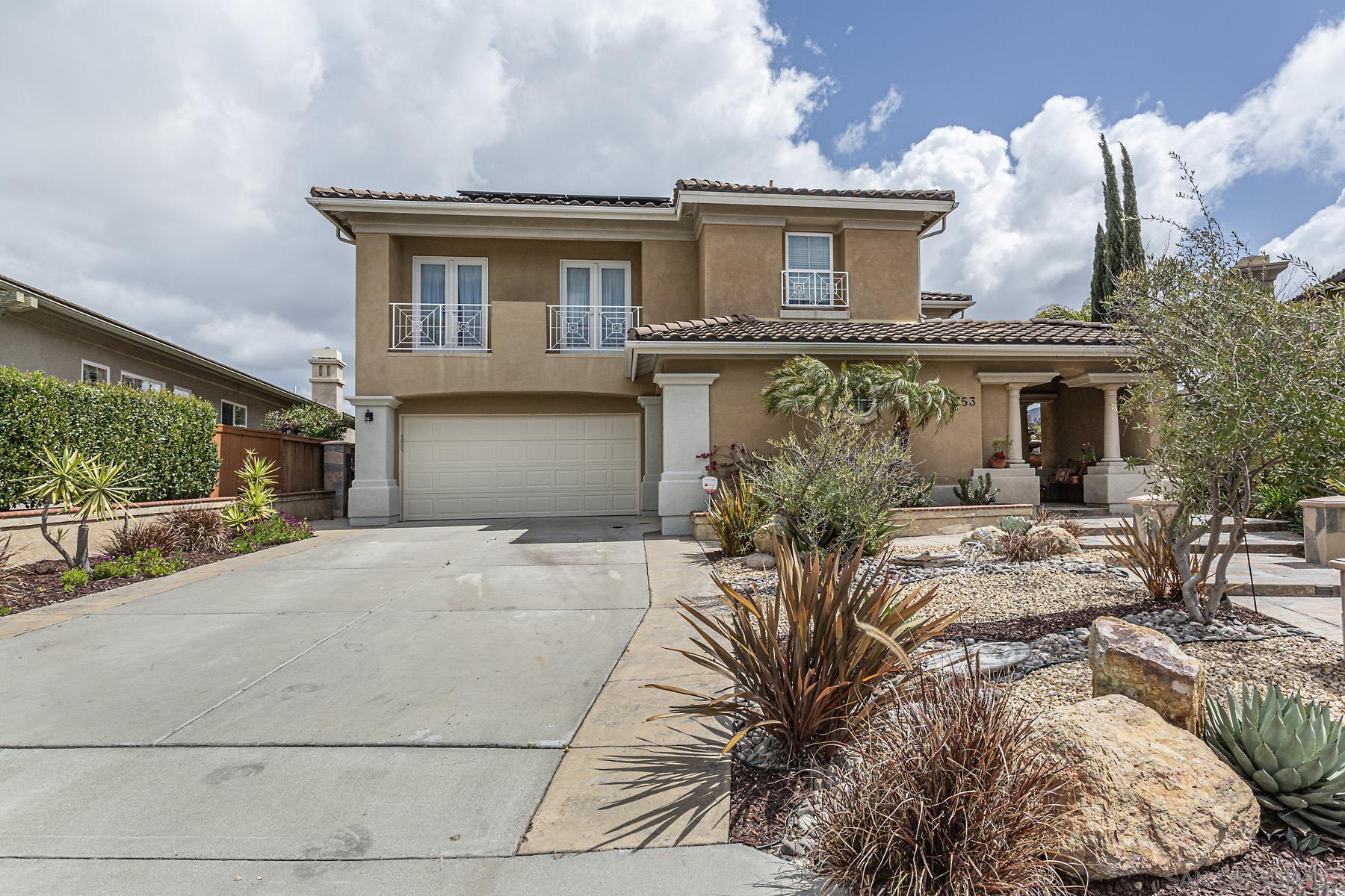 753 Crooked Path Pl
