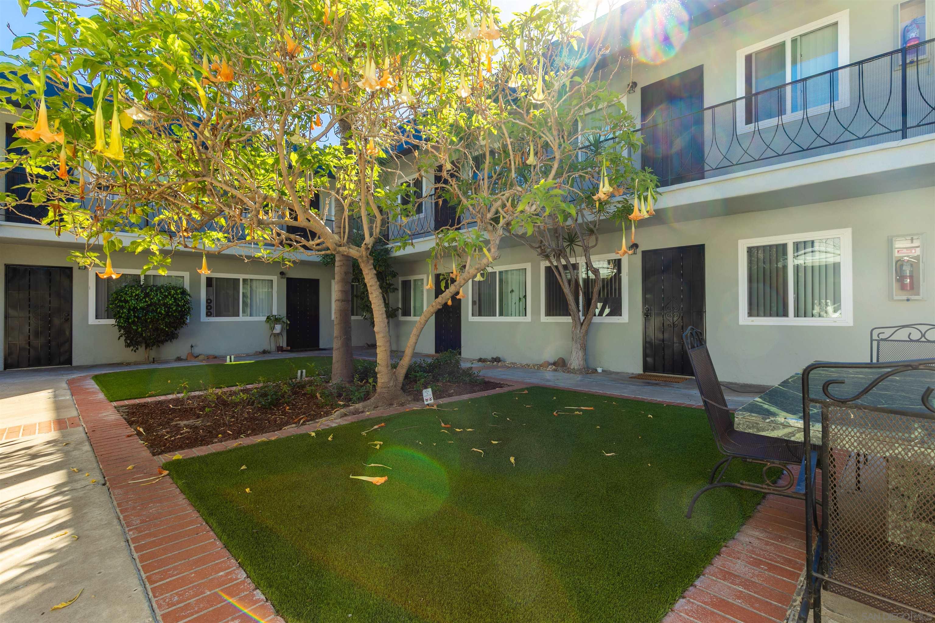 2125 Reed Avenue