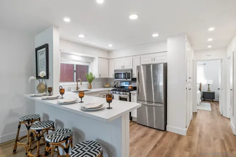 617 Cathy Ln, Cardiff By-The-Sea, CA 92007 - #: 250024124