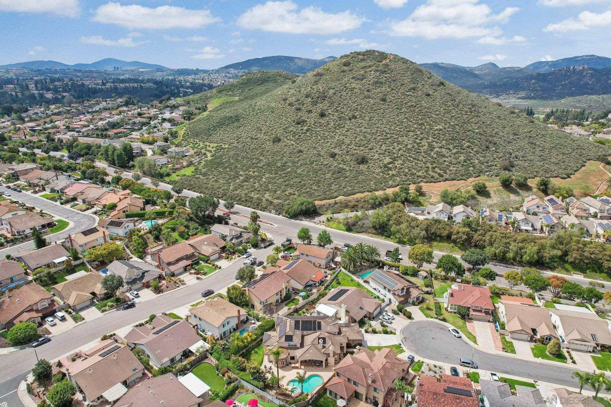 San Diego, California 92128, United States, 5 Bedrooms Bedrooms, ,6 BathroomsBathrooms,Residential,Pending,100441