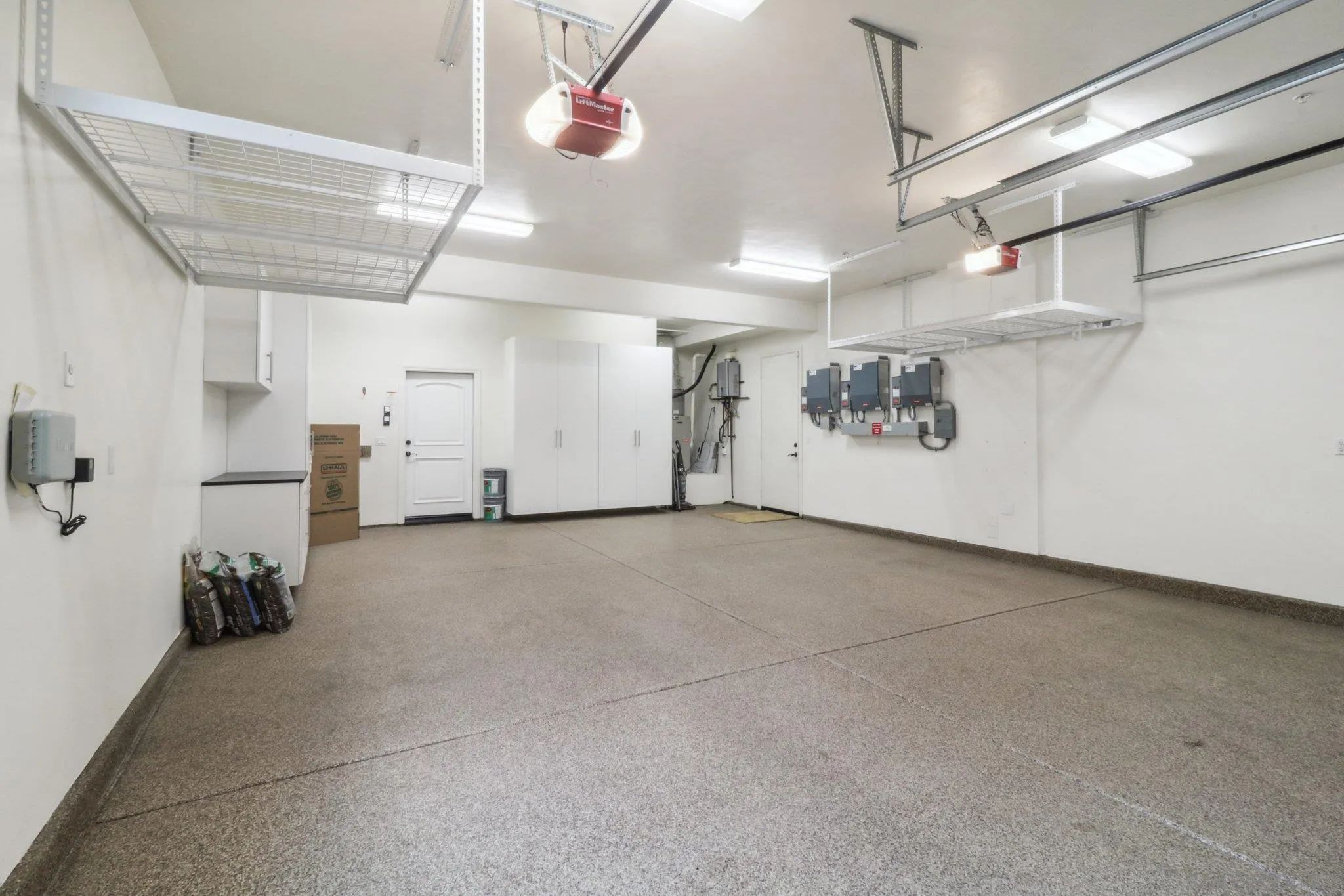 San Diego, California 92128, United States, 5 Bedrooms Bedrooms, ,6 BathroomsBathrooms,Residential,Pending,100441