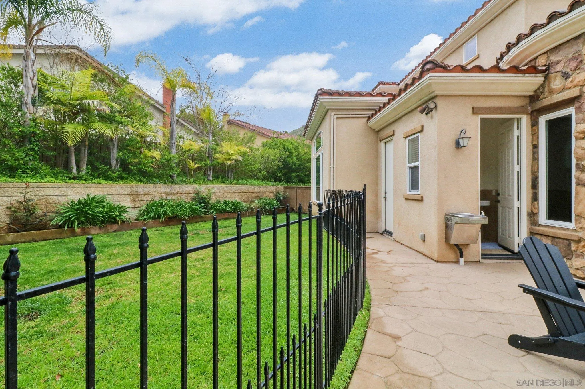 San Diego, California 92128, United States, 5 Bedrooms Bedrooms, ,6 BathroomsBathrooms,Residential,Pending,100441