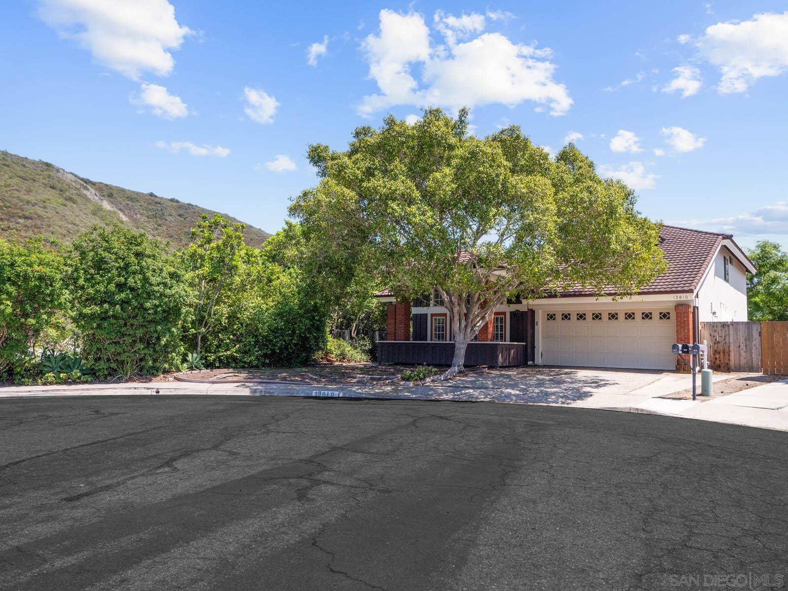 13810 Riverhead Ct