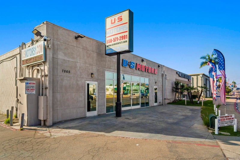 7865 Balboa Ave.