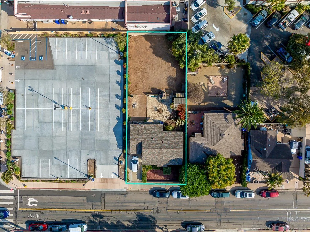 San Diego, California 92110, United States, 2 Bedrooms Bedrooms, ,1 BathroomBathrooms,Residential,Active,21920