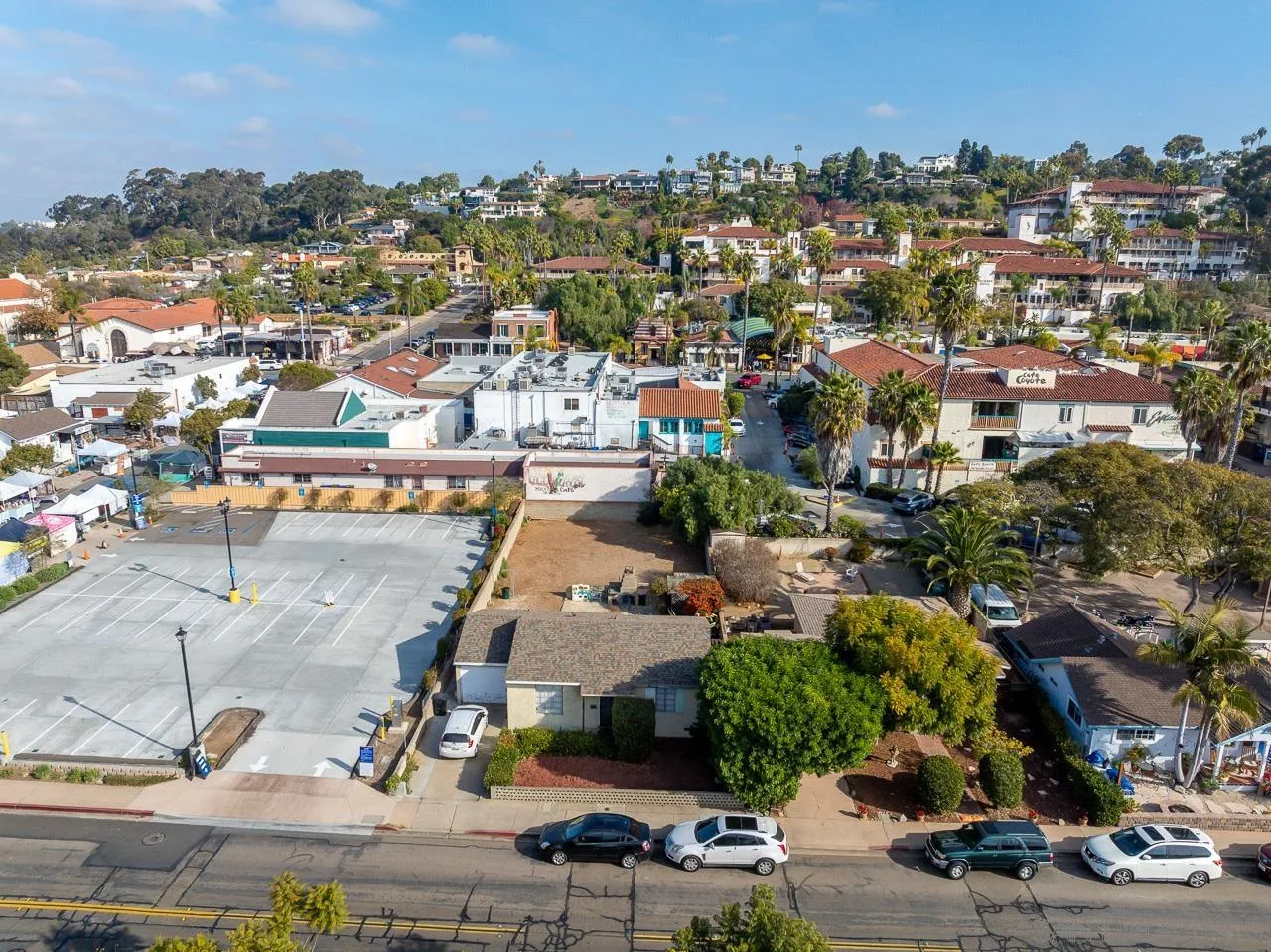 San Diego, California 92110, United States, 2 Bedrooms Bedrooms, ,1 BathroomBathrooms,Residential,Active,21920