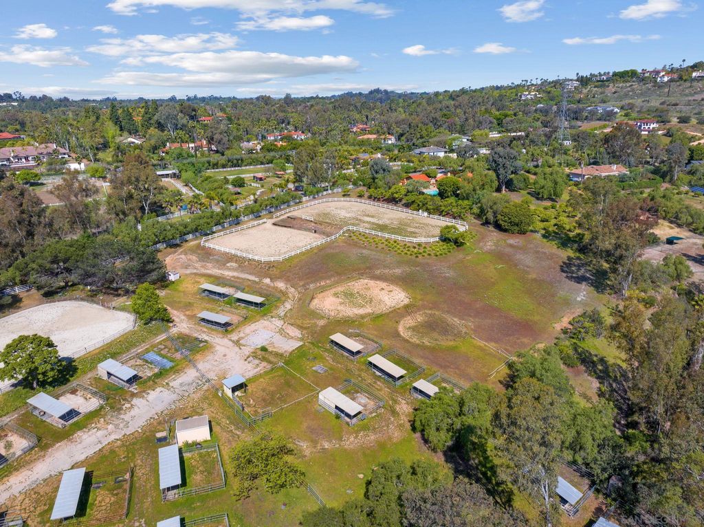 Photo of 17397 La Brisa, Rancho Santa Fe, CA 92067 (MLS # 240015609)