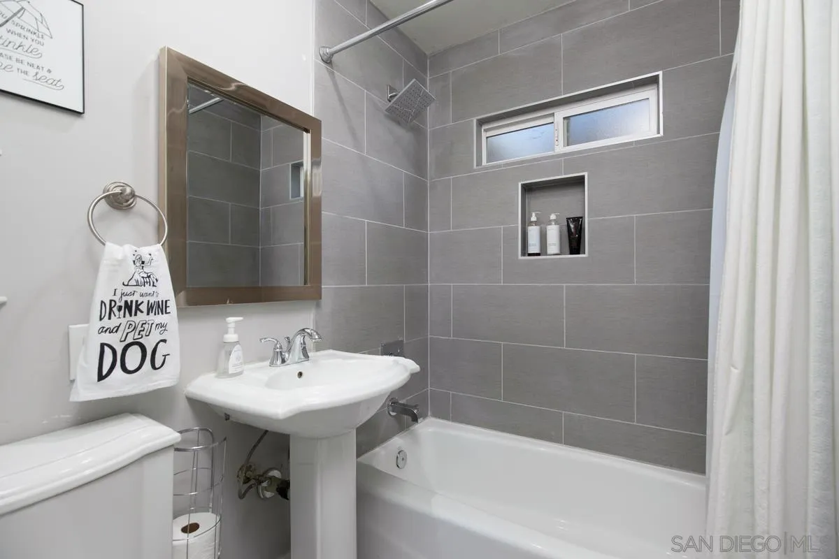 San Diego, California 92109, United States, 3 Bedrooms Bedrooms, ,4 BathroomsBathrooms,Residential,Active,152997