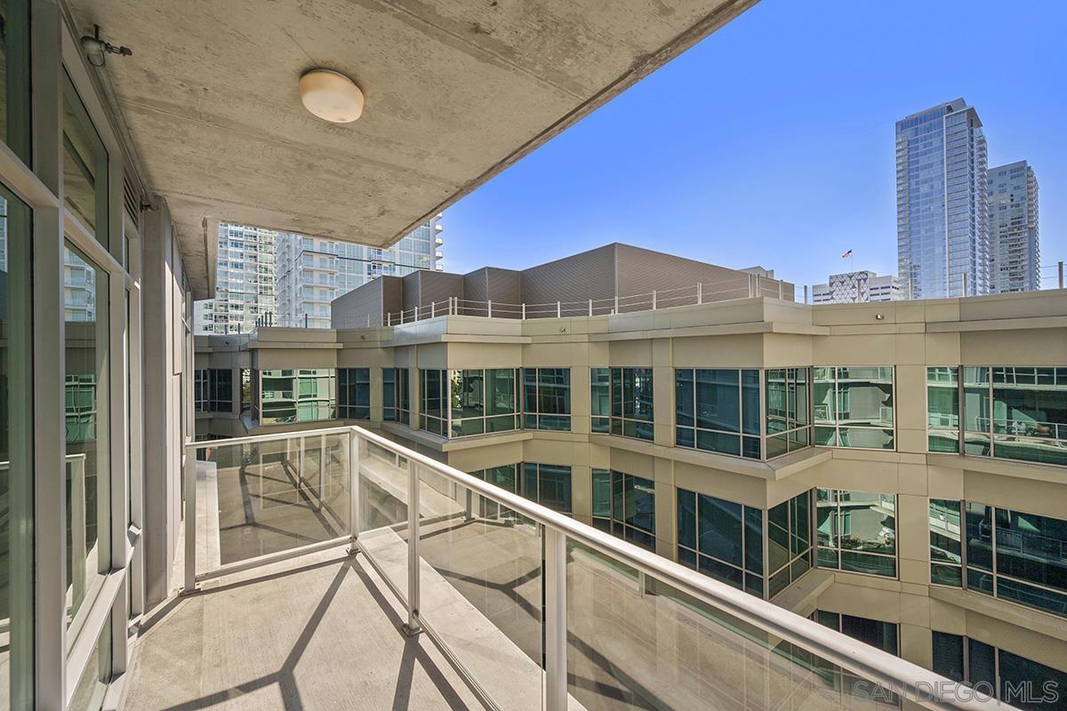 1080 Park Blvd 617