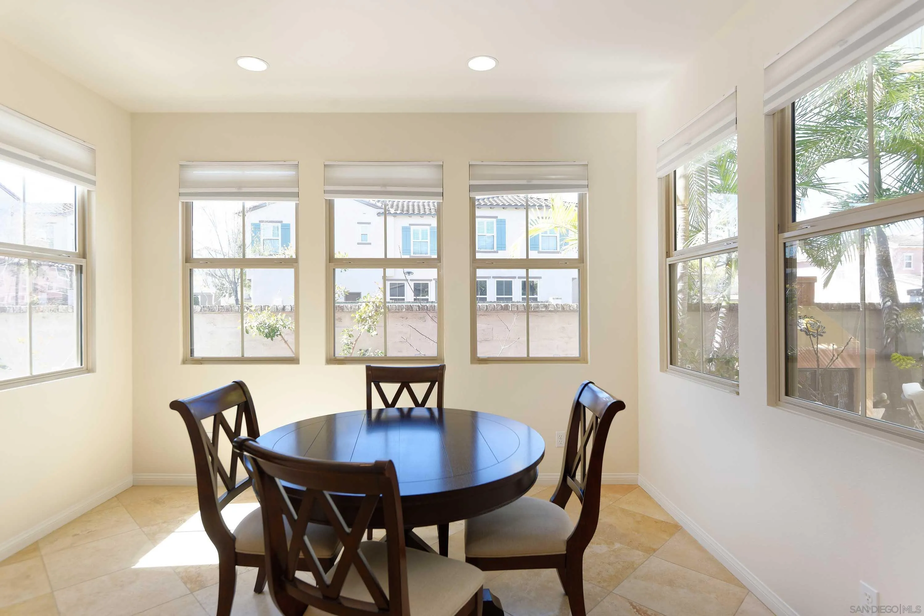 San Diego, California 92130, United States, 4 Bedrooms Bedrooms, ,3 BathroomsBathrooms,Residential,Pending,85729