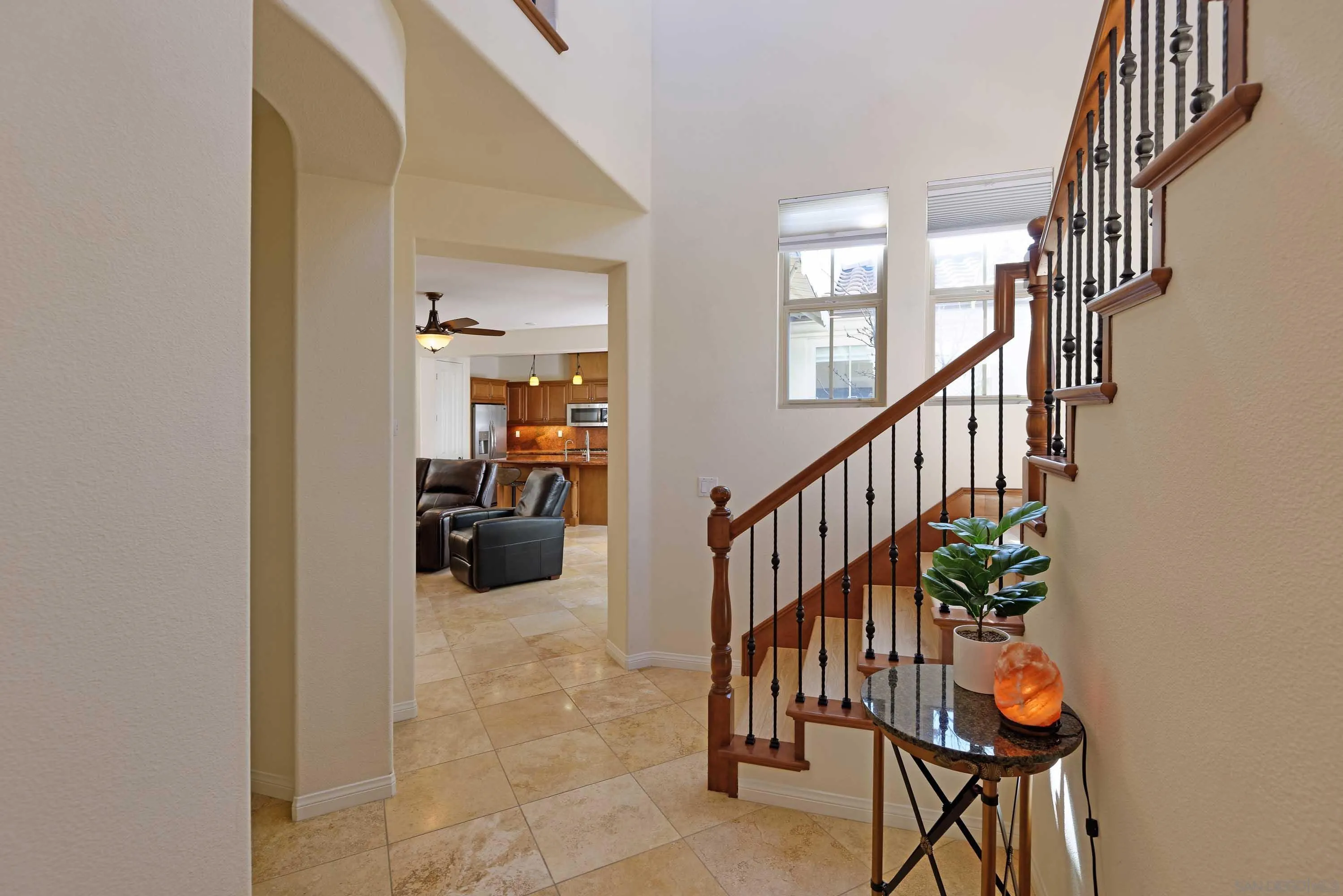 San Diego, California 92130, United States, 4 Bedrooms Bedrooms, ,3 BathroomsBathrooms,Residential,Pending,85729