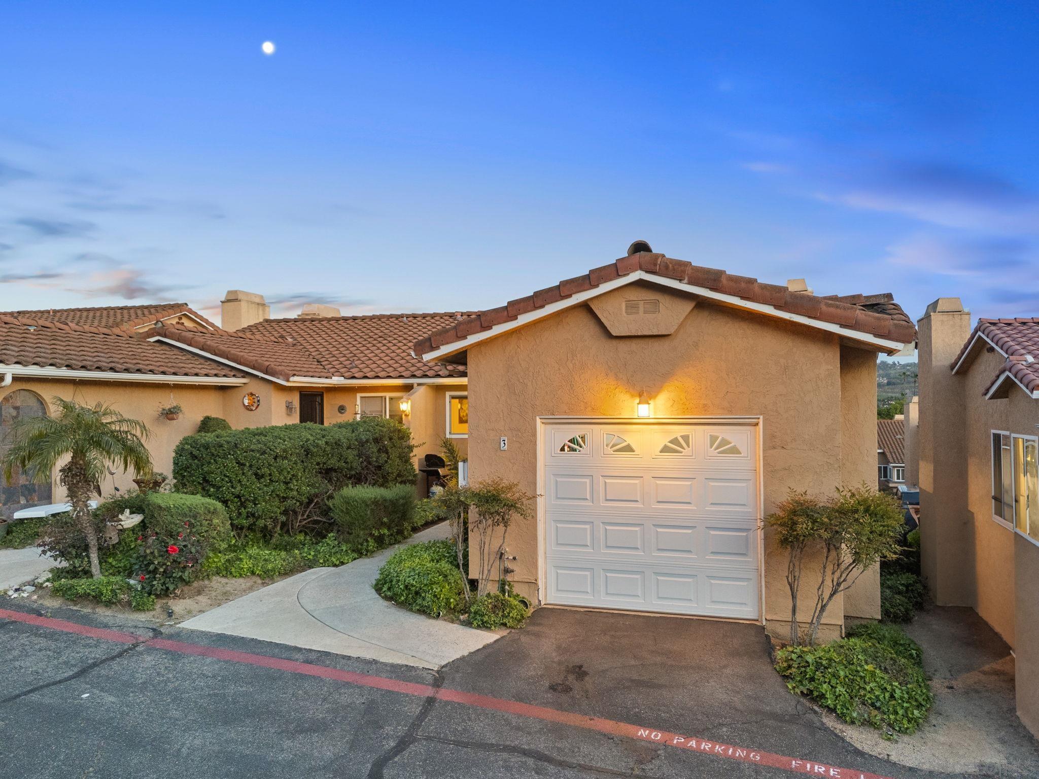 31909 Del Cielo Este Unit 3