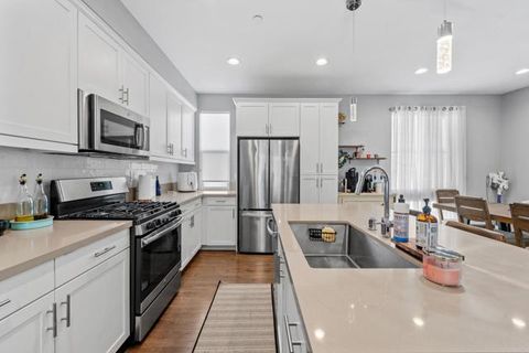 2140 Stellar Way Chula Vista CA 91915