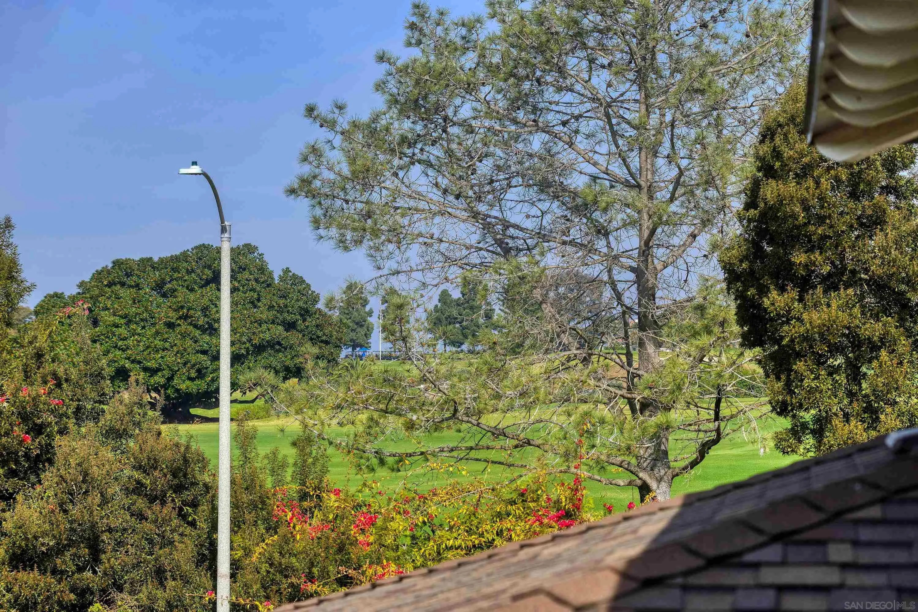 La Jolla, California 92037, United States, 4 Bedrooms Bedrooms, ,3 BathroomsBathrooms,Residential,Active,8885