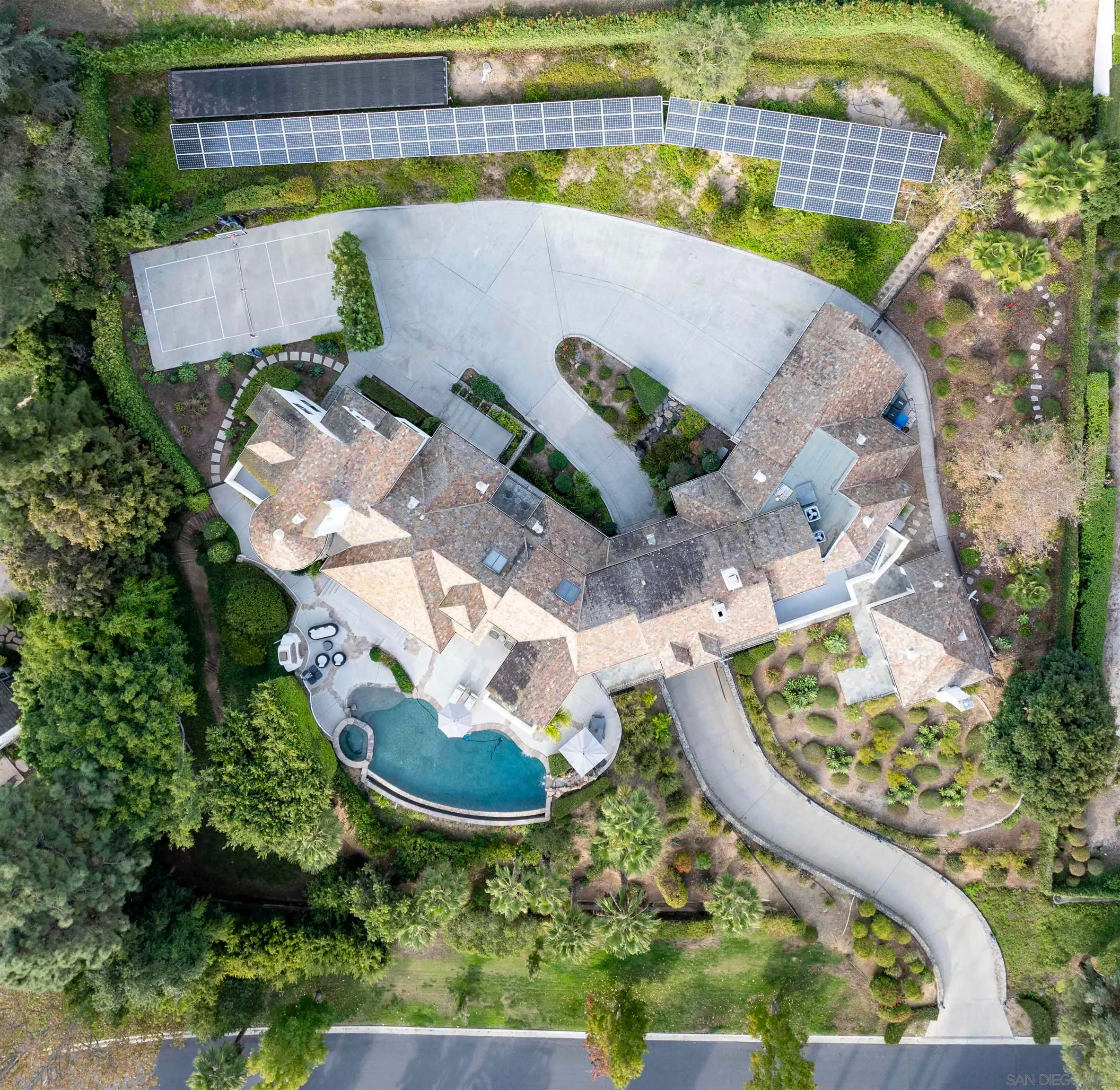 Rancho Santa Fe, California 92067, United States, 6 Bedrooms Bedrooms, ,7 BathroomsBathrooms,Residential,Active,34278