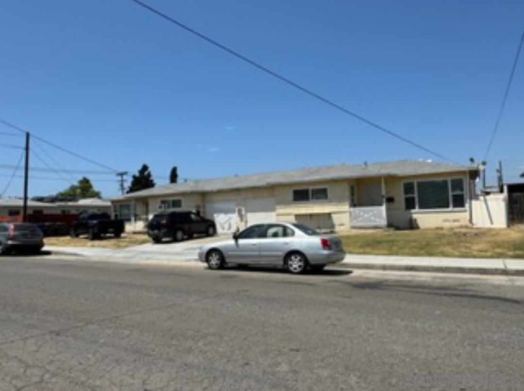 646-674 Chamberlain Ave