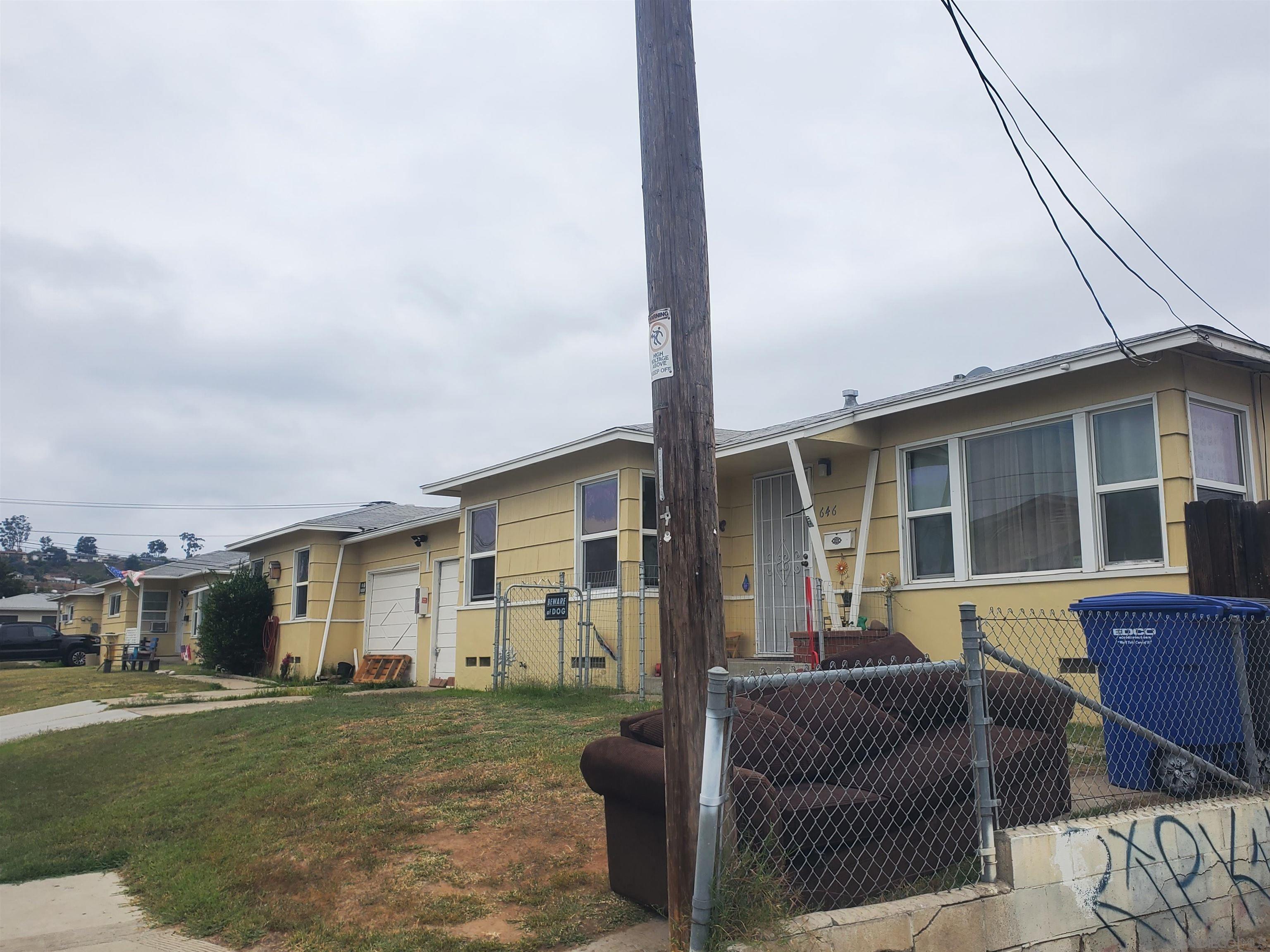 646-674 Chamberlain Ave
