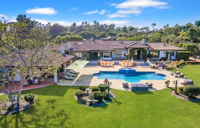 4843 La Jacaranda