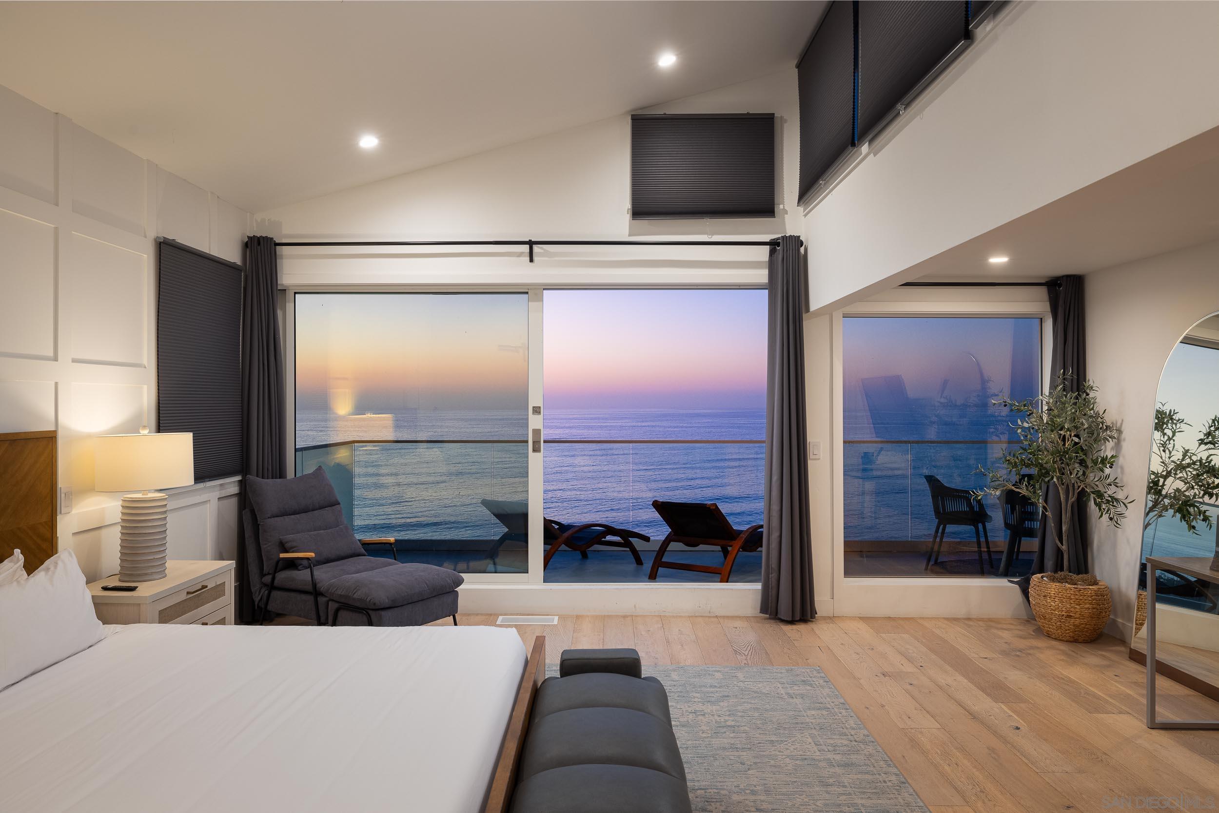 1624 Torrey Pines Rd