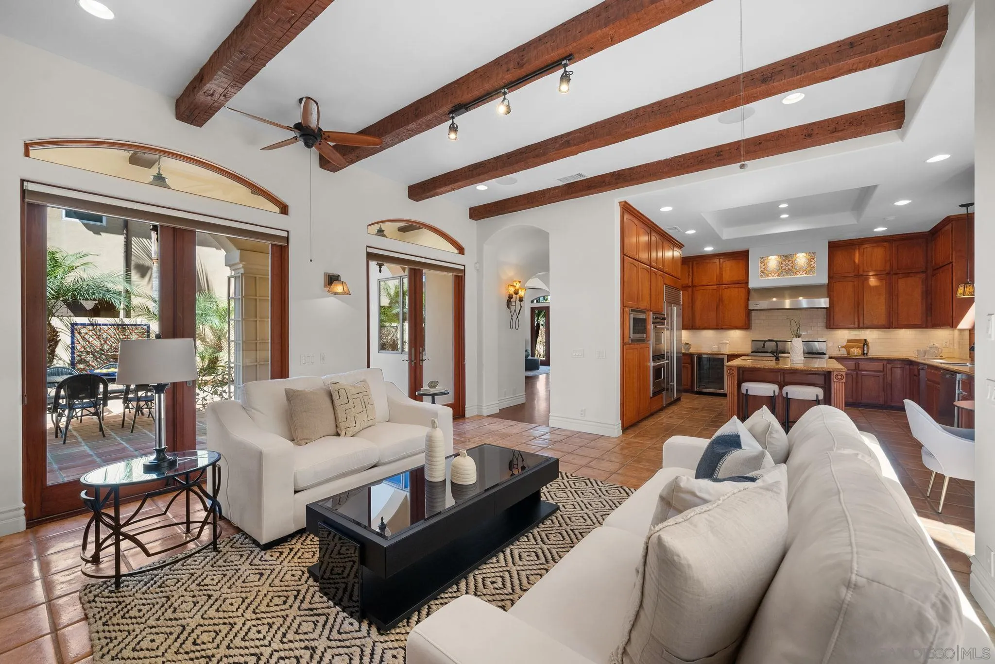 La Jolla, California 92037, United States, 4 Bedrooms Bedrooms, ,5 BathroomsBathrooms,Residential,Active,88928