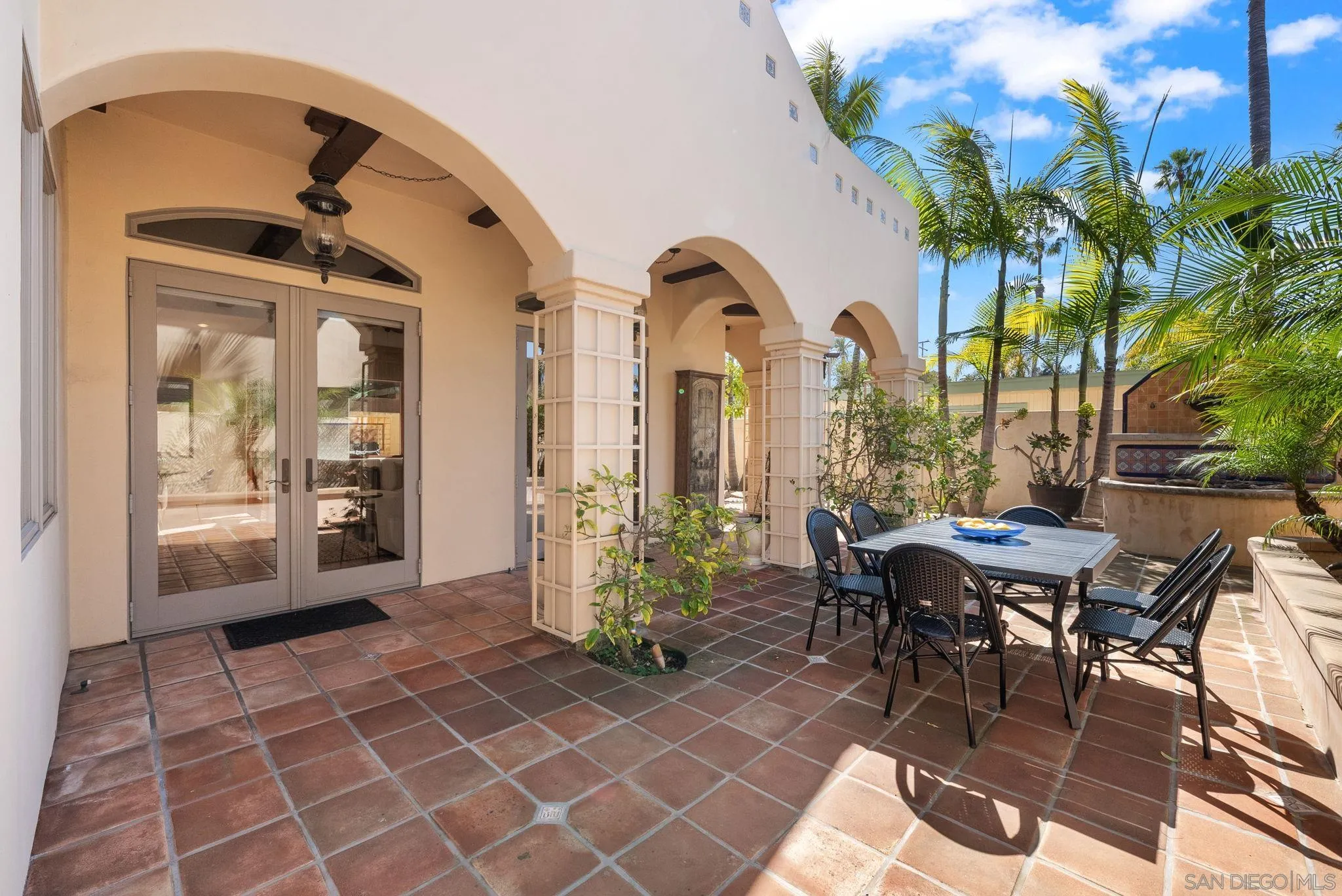 La Jolla, California 92037, United States, 4 Bedrooms Bedrooms, ,5 BathroomsBathrooms,Residential,Active,88928