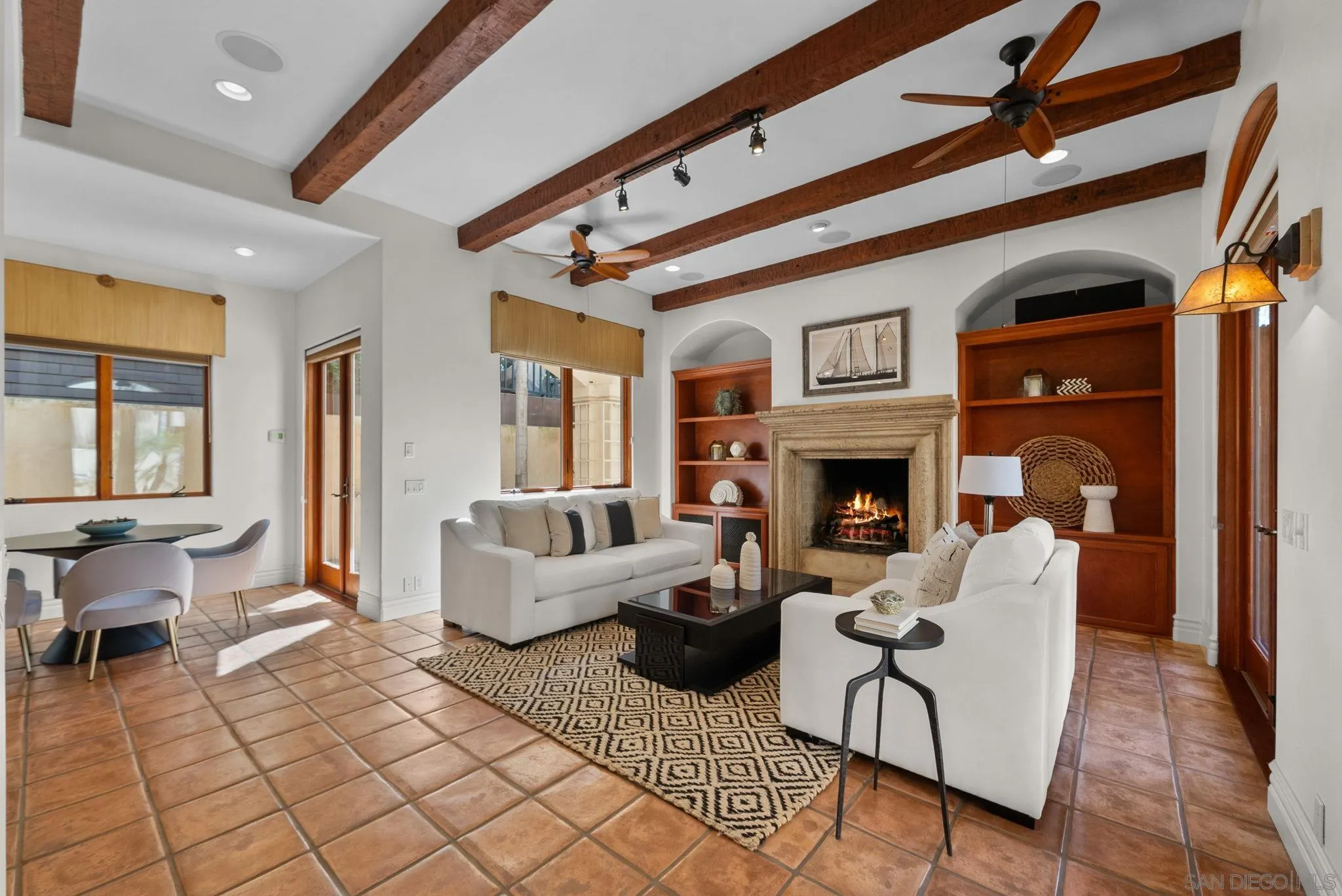 La Jolla, California 92037, United States, 4 Bedrooms Bedrooms, ,5 BathroomsBathrooms,Residential,Active,88928