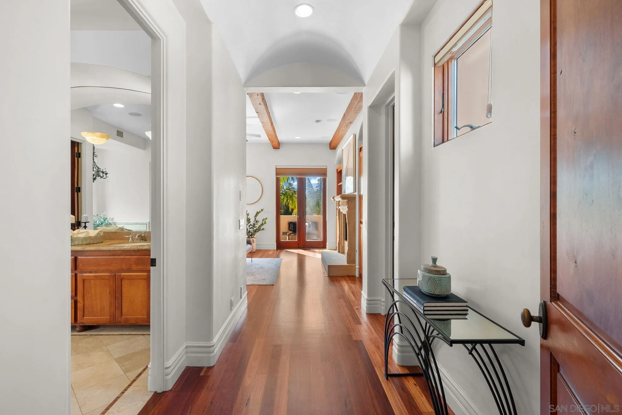 La Jolla, California 92037, United States, 4 Bedrooms Bedrooms, ,5 BathroomsBathrooms,Residential,Active,88928