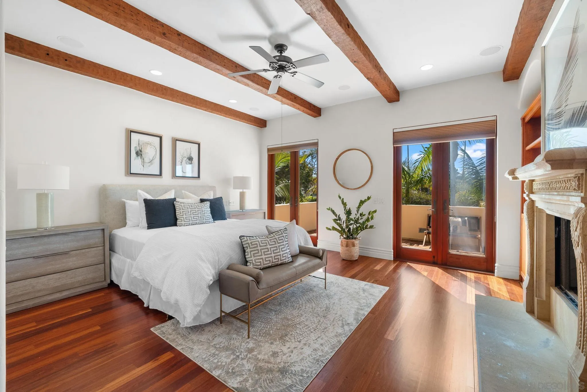 La Jolla, California 92037, United States, 4 Bedrooms Bedrooms, ,5 BathroomsBathrooms,Residential,Active,88928