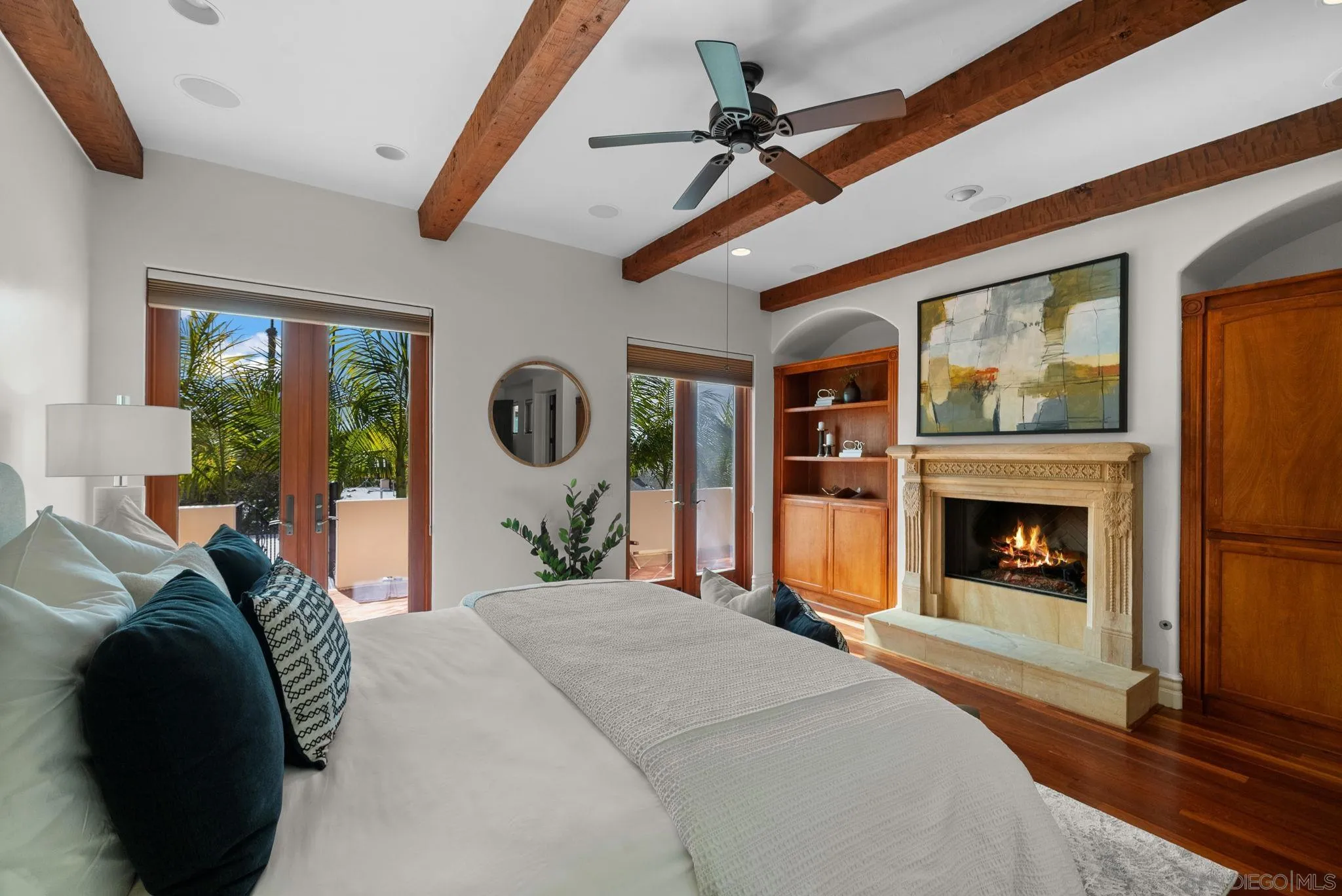 La Jolla, California 92037, United States, 4 Bedrooms Bedrooms, ,5 BathroomsBathrooms,Residential,Active,88928