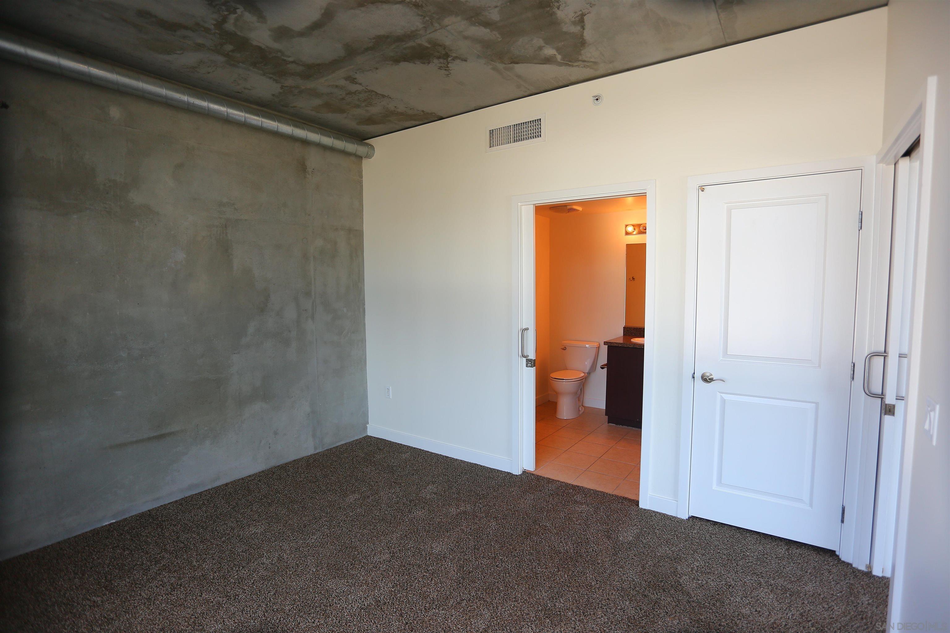 1080 Park Blvd 816