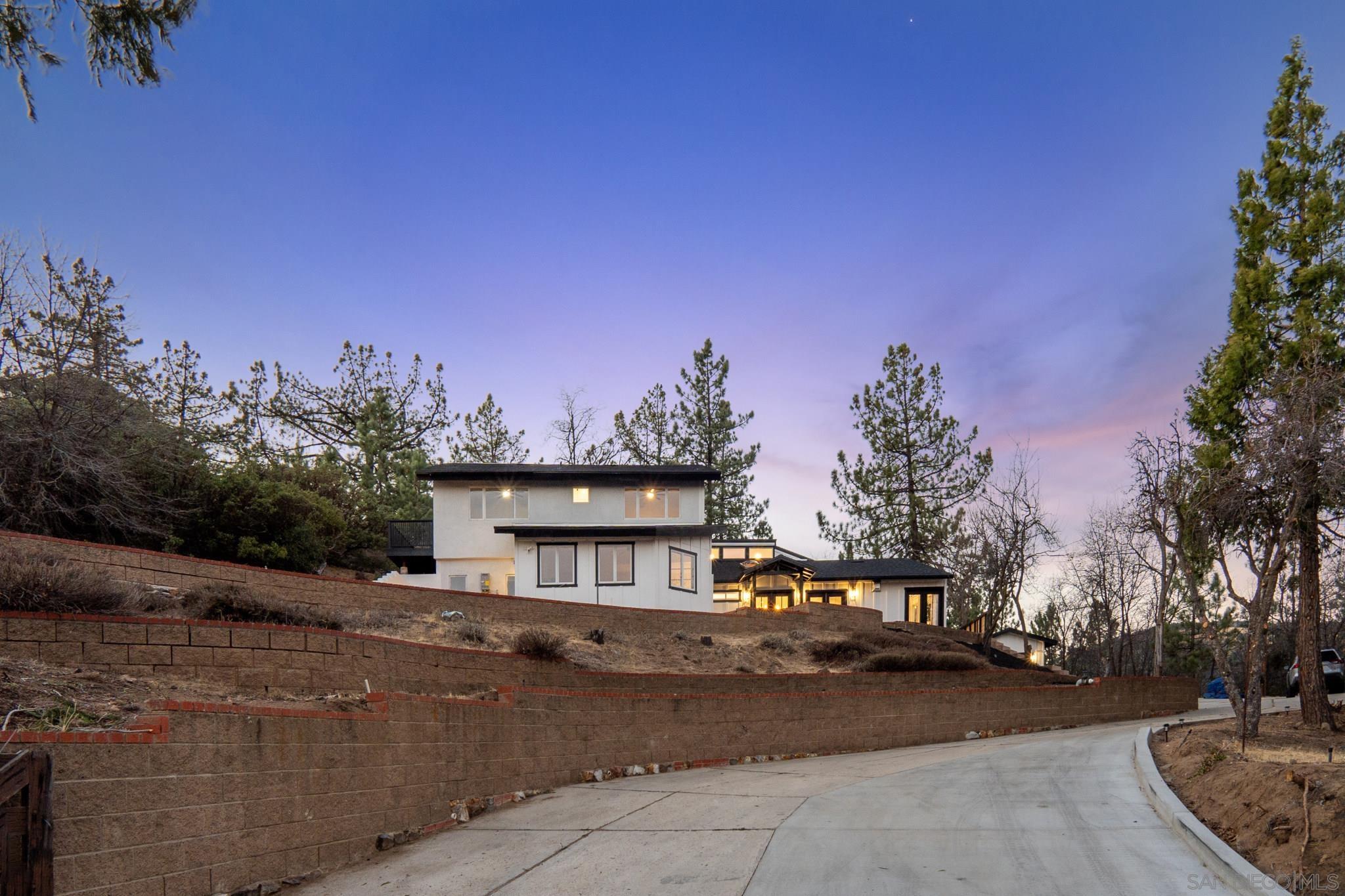 1326 Farmer Rd