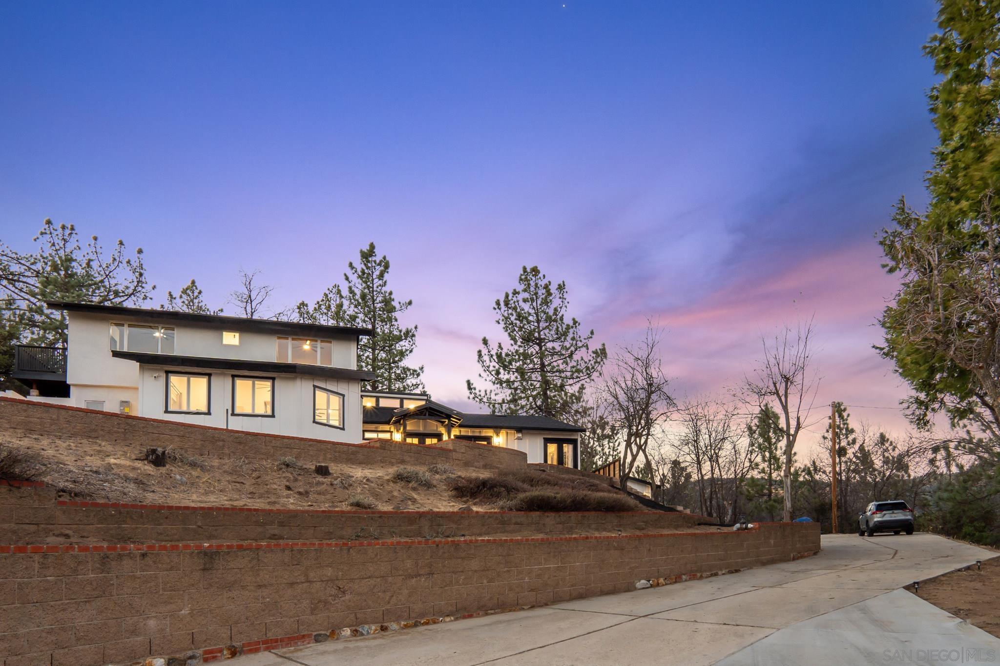 1326 Farmer Rd