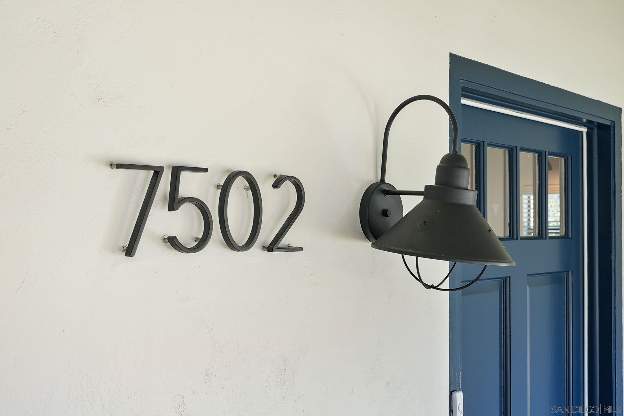 7502 High Ave