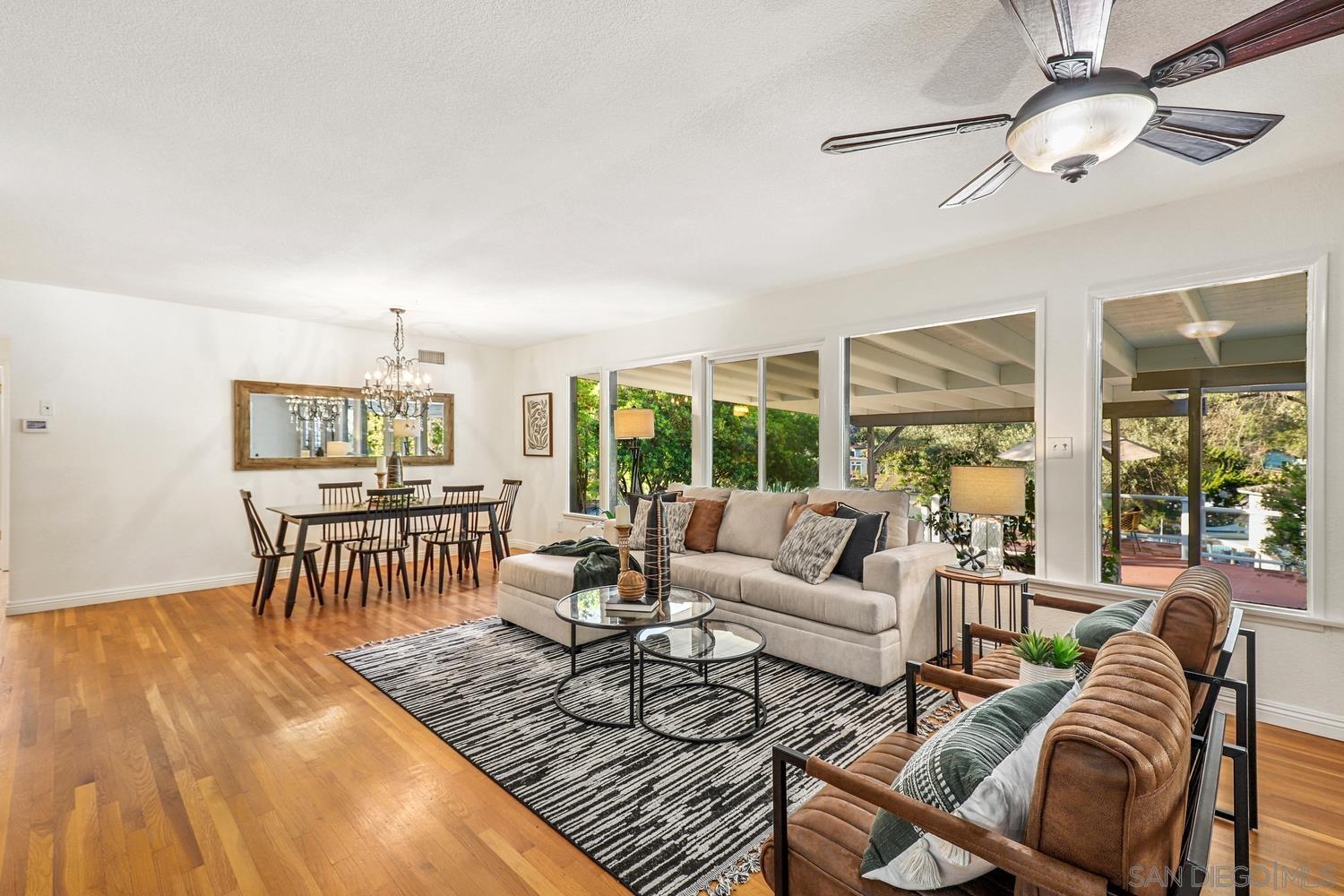 3918 Calavo Dr