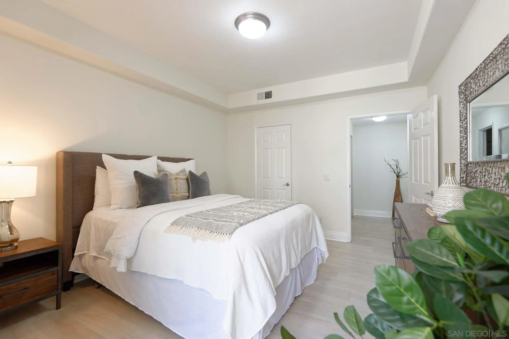 San Diego, California 92130, United States, 1 Bedroom Bedrooms, ,1 BathroomBathrooms,Residential,Active,95990