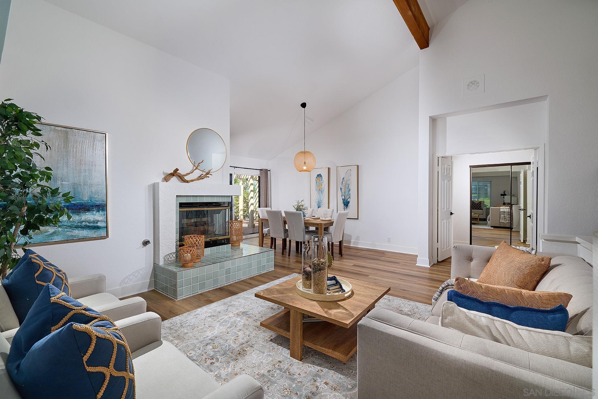 15769 Via Calanova